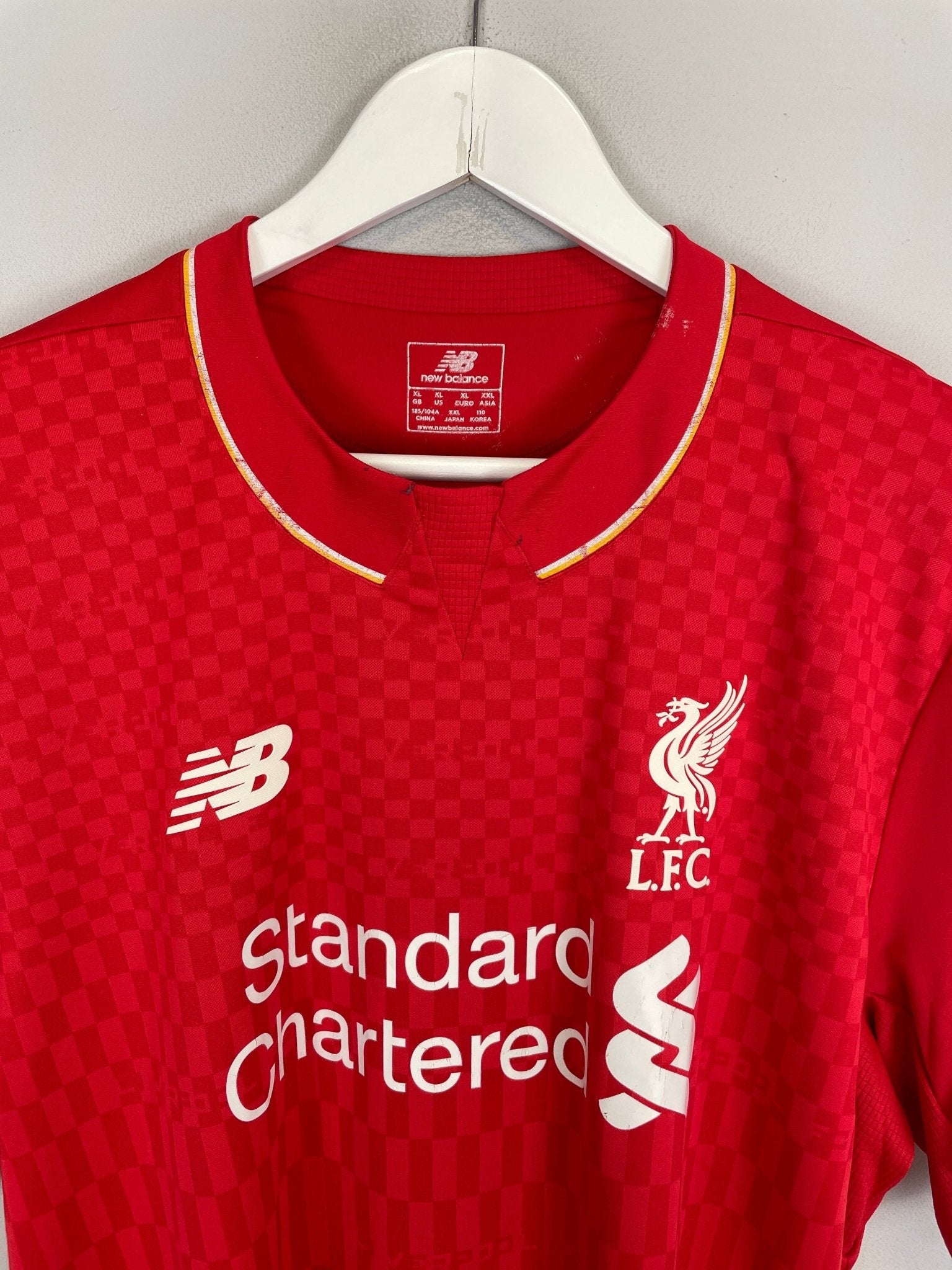 Shop 2015/16 LIVERPOOL GERRARD #8 HOME SHIRT (XL) NEW BALANCE, classic football shirts, vintage football shirts & retro soccer jerseys at Cult Kits