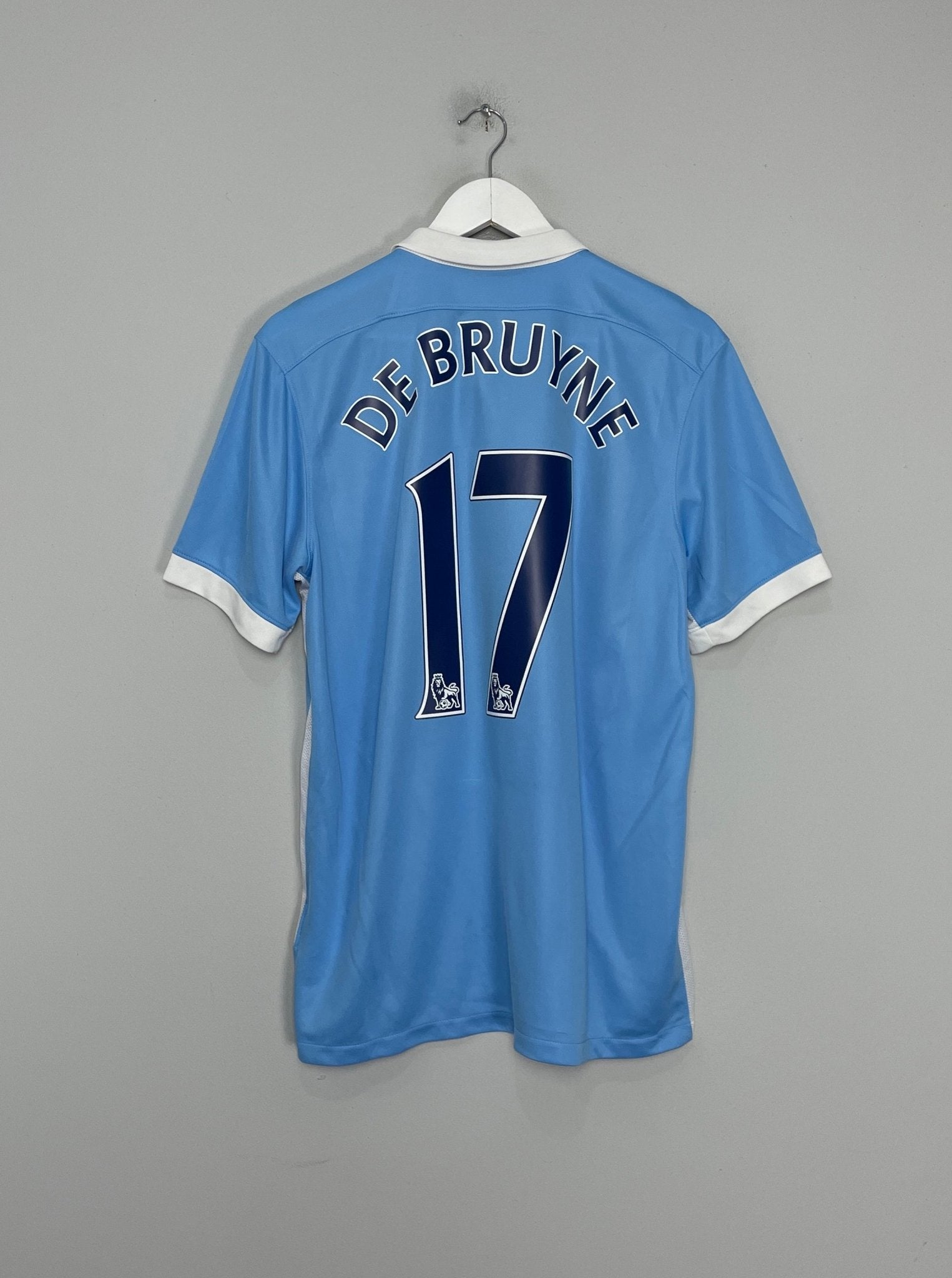 Shop 2015/16 MANCHESTER CITY DE BRUYNE #17 HOME SHIRT (L) NIKE, classic football shirts, vintage football shirts & retro soccer jerseys at Cult Kits