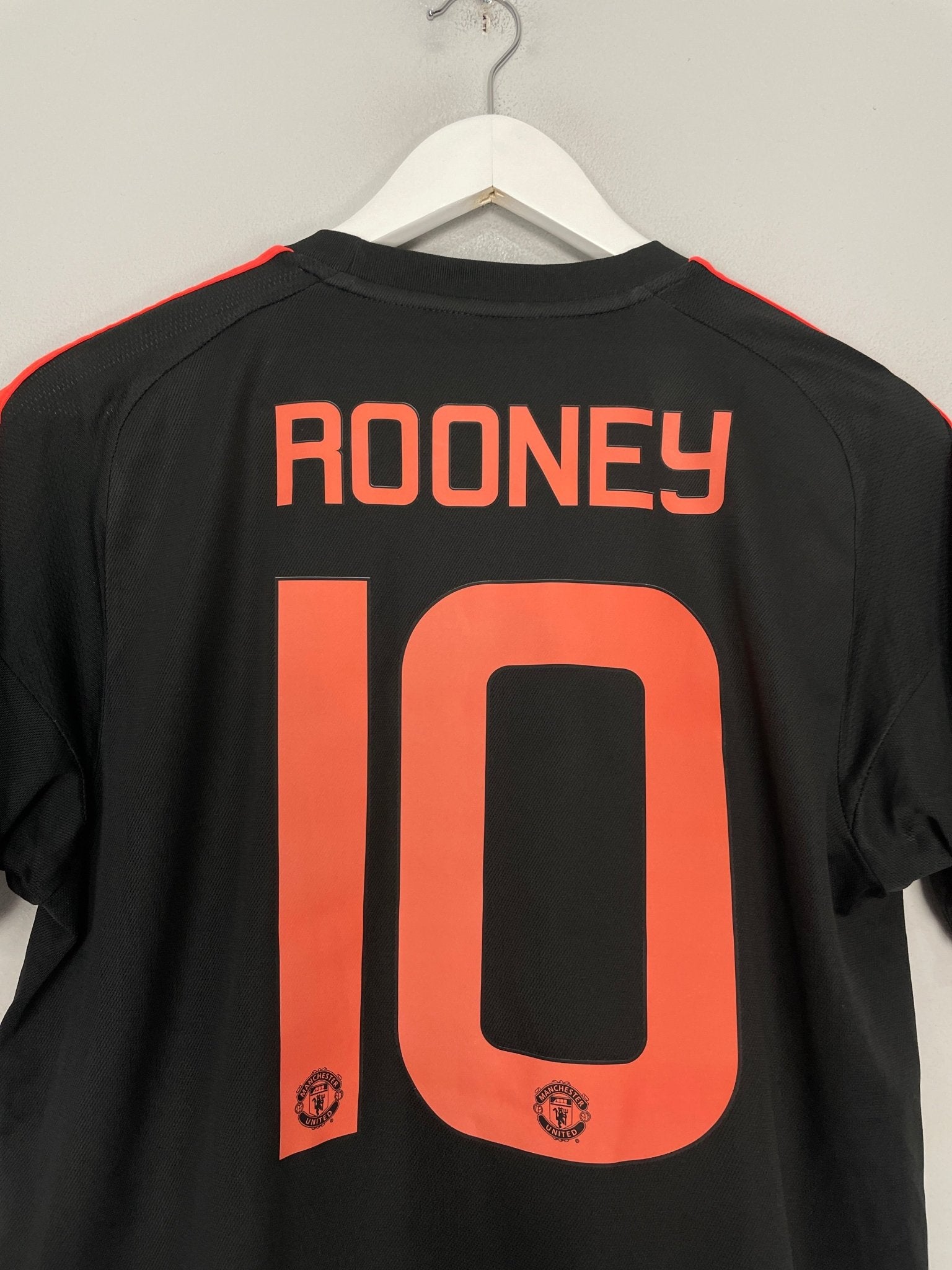Shop 2015/16 MANCHESTER UNITED ROONEY #10 THIRD SHIRT (M) ADIDAS, classic football shirts, vintage football shirts & retro soccer jerseys at Cult Kits