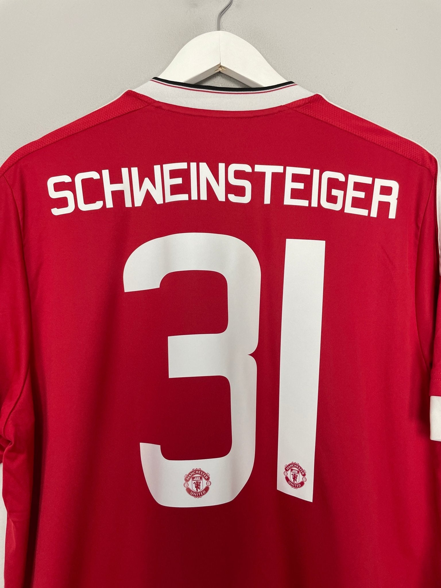 Shop 2015/16 MANCHESTER UNITED SCHWEINSTEIGER #31 HOME SHIRT (XL) ADIDAS, classic football shirts, vintage football shirts & retro soccer jerseys at Cult Kits