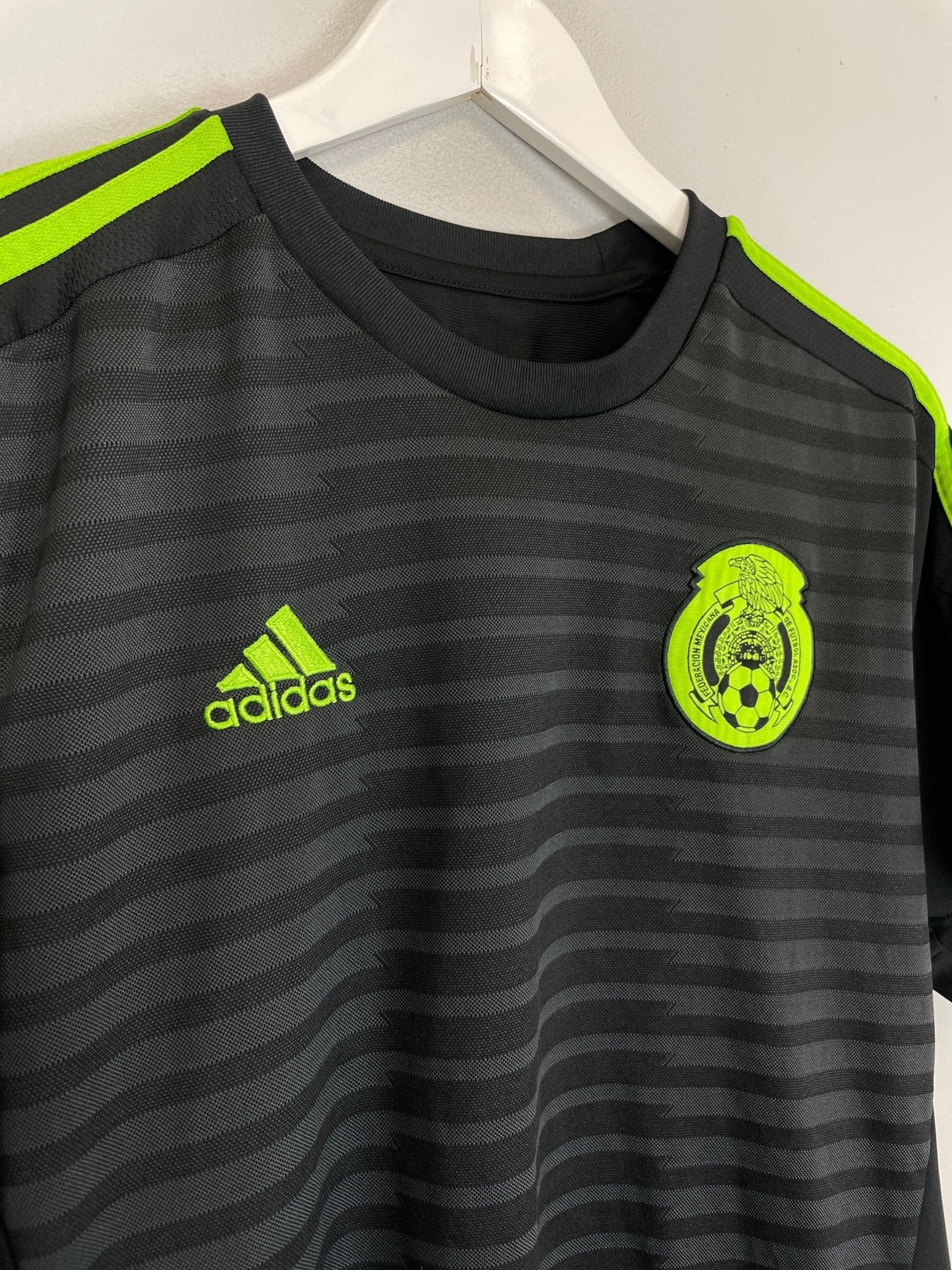Shop 2015/16 MEXICO HOME SHIRT (L) ADIDAS, classic football shirts, vintage football shirts & retro soccer jerseys at Cult Kits