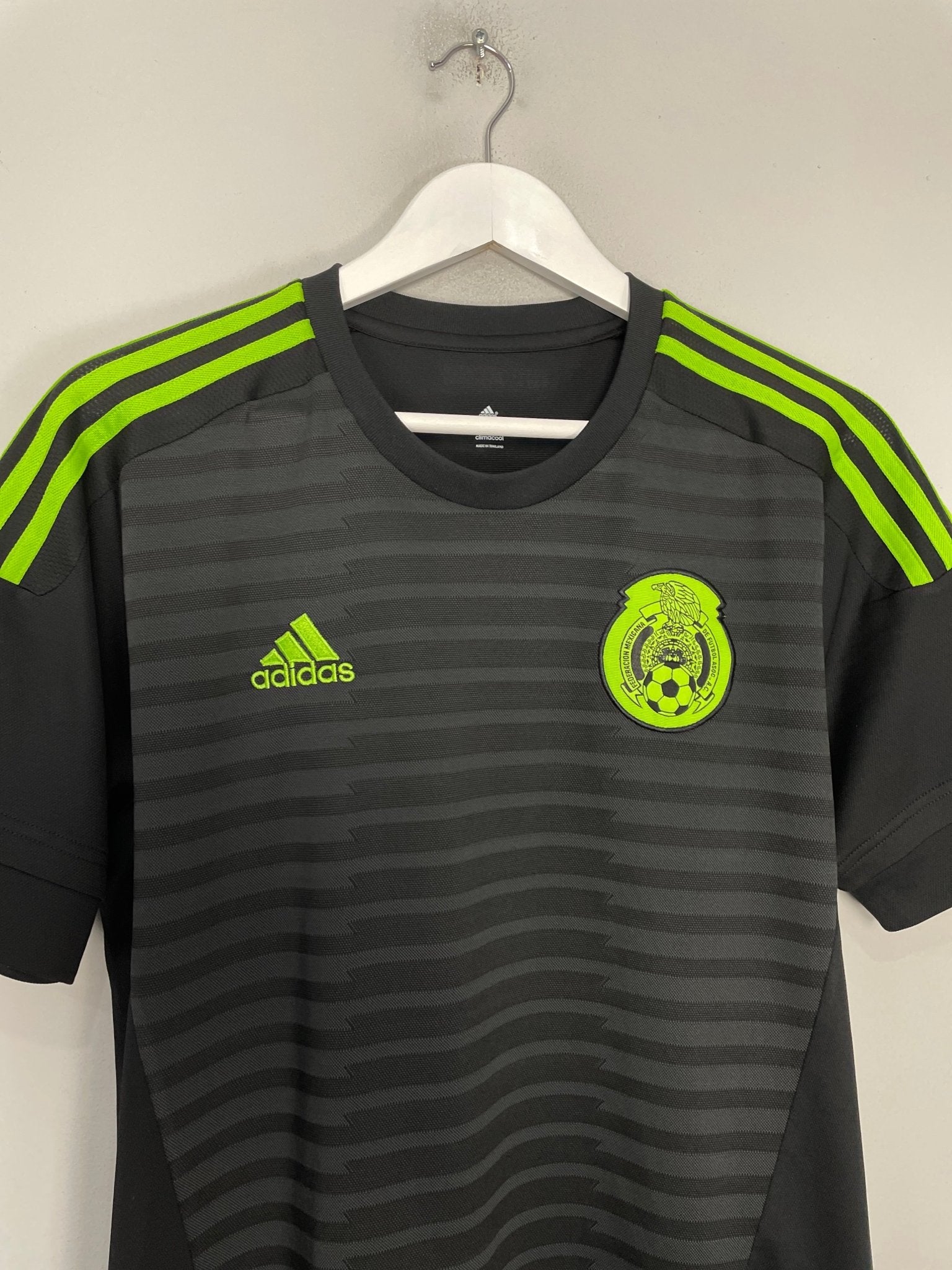 Shop 2015/16 MEXICO HOME SHIRT (M) ADIDAS, classic football shirts, vintage football shirts & retro soccer jerseys at Cult Kits