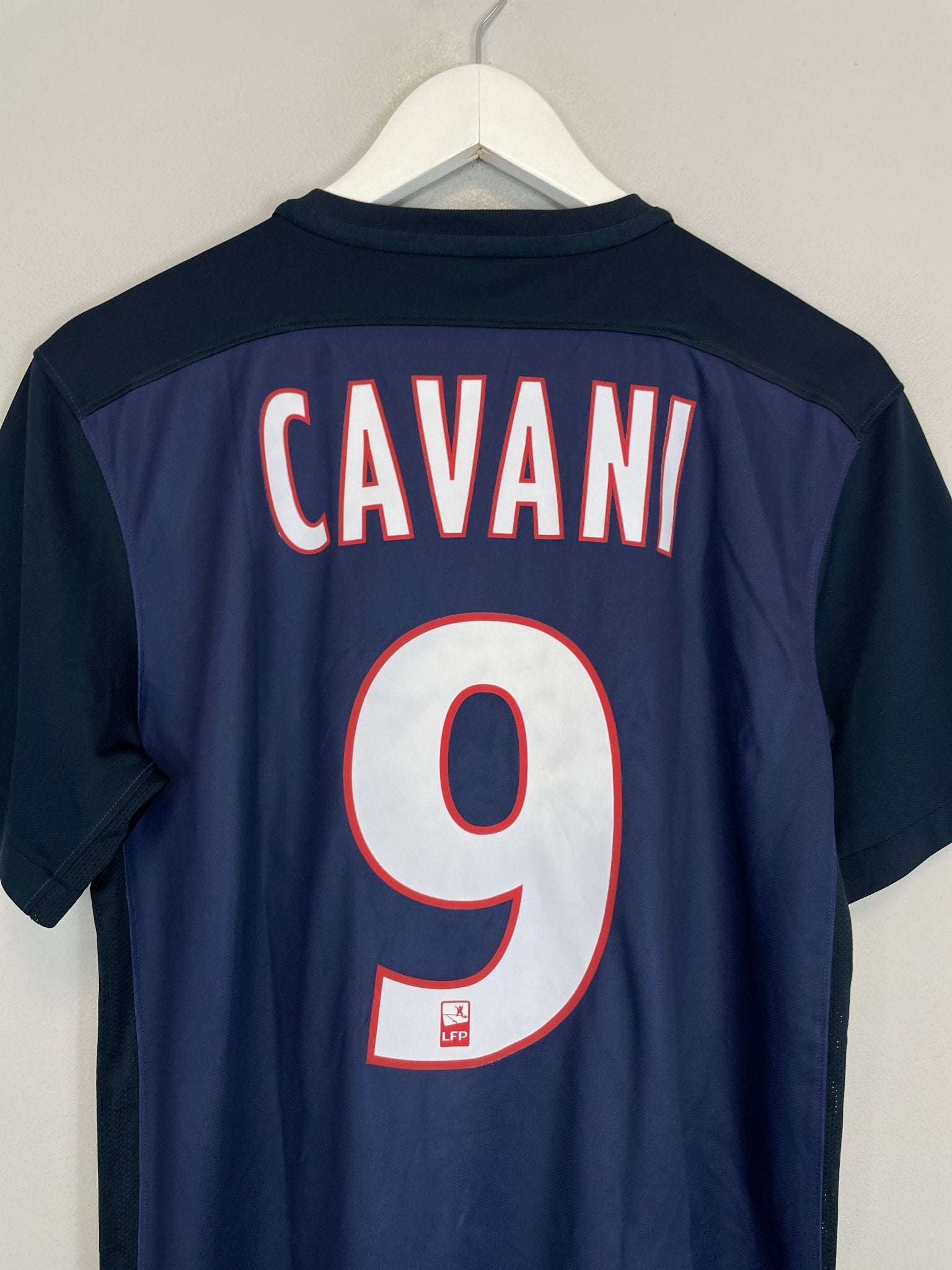 Shop 2015/16 PSG CAVANI #9 HOME SHIRT (M) NIKE, classic football shirts, vintage football shirts & retro soccer jerseys at Cult Kits
