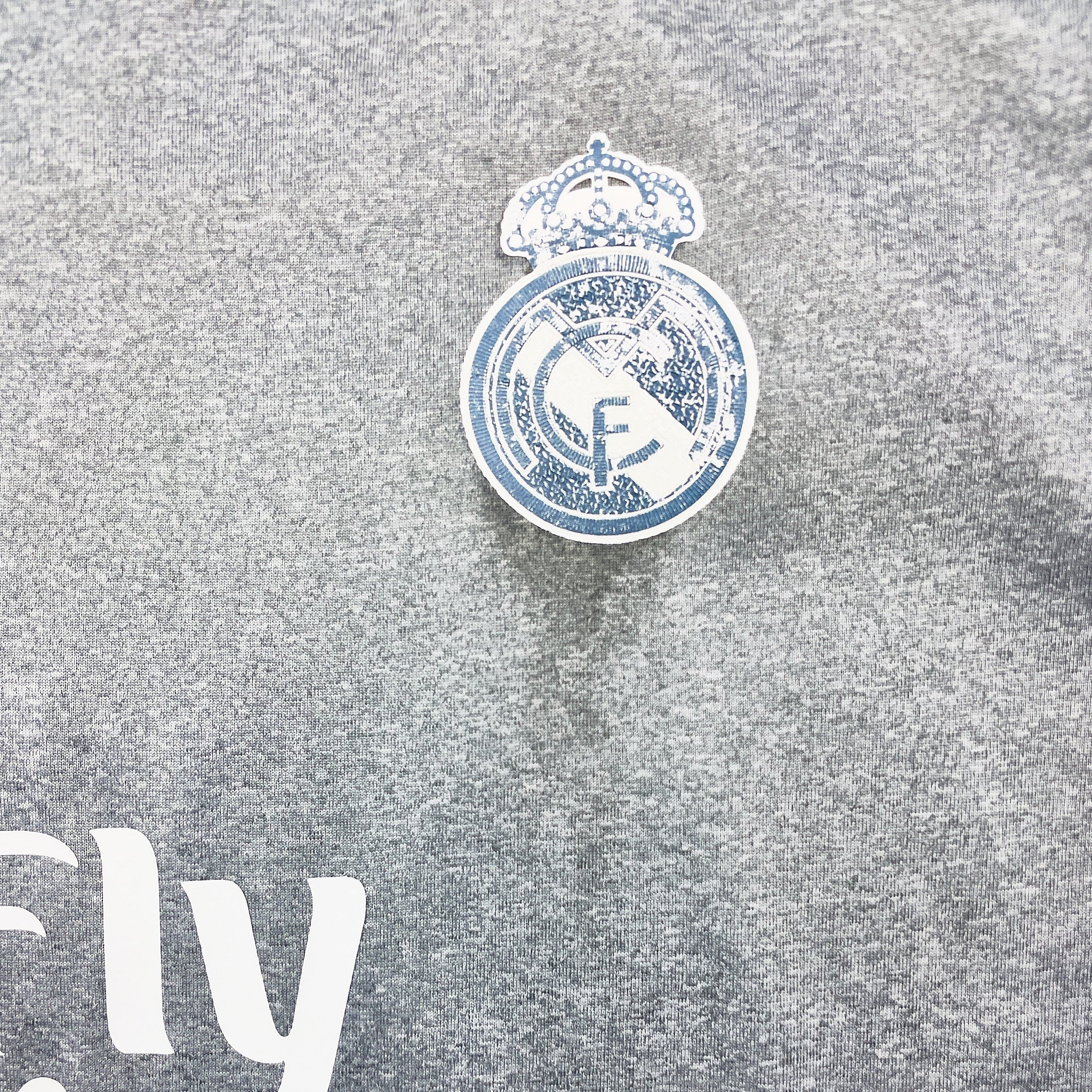 Buy 2015/16 Real Madrid Ronaldo 7 Away Shirt (L) Adidas ~ Free worldwide shipping ~ Authentic Vintage Football Shirts from Cult Kits