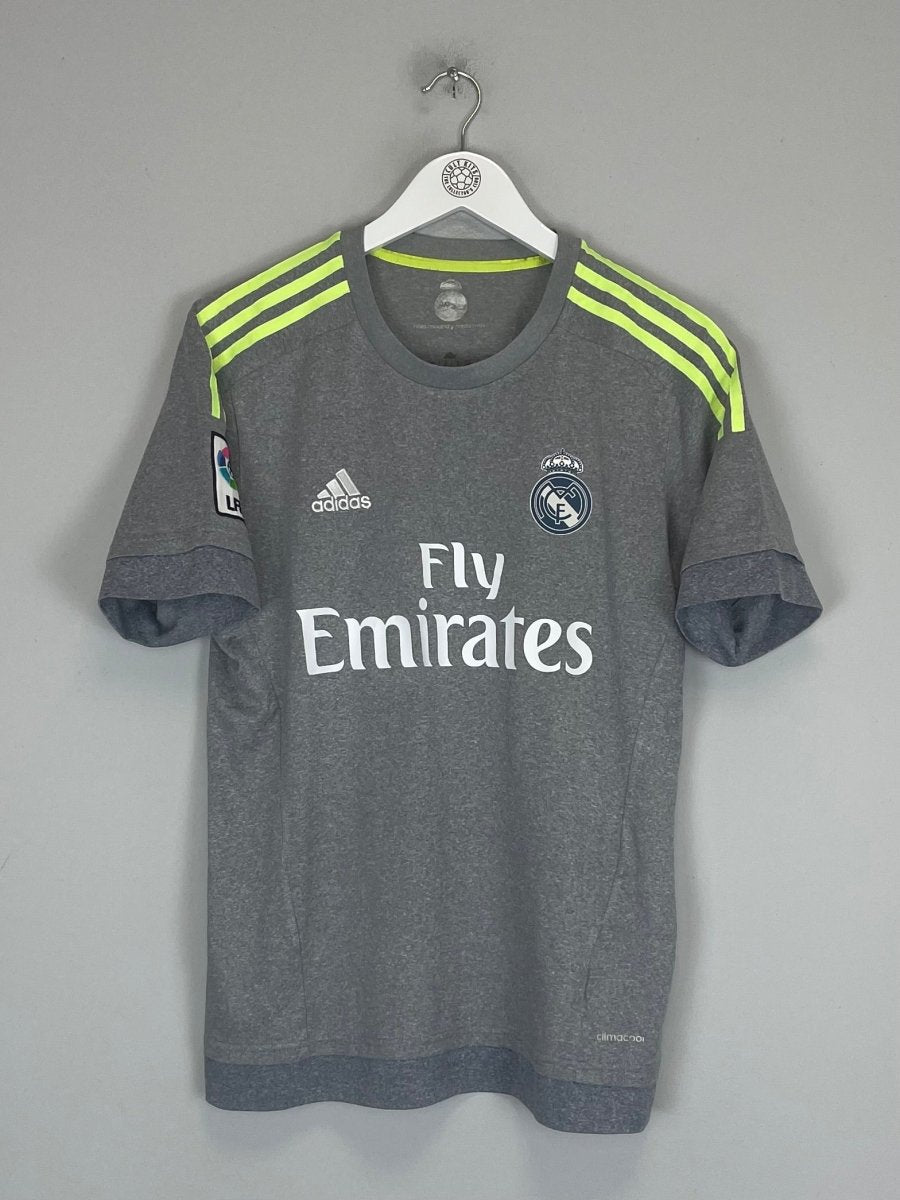 2015/16 REAL MADRID RONALDO 7 AWAY SHIRT (M) ADIDAS - Cult Kits - Medium - Buy Vintage Football Shirts, Authentic Retro Football Shirts For Sale, Classic Football Shirts & Soccer Jersey