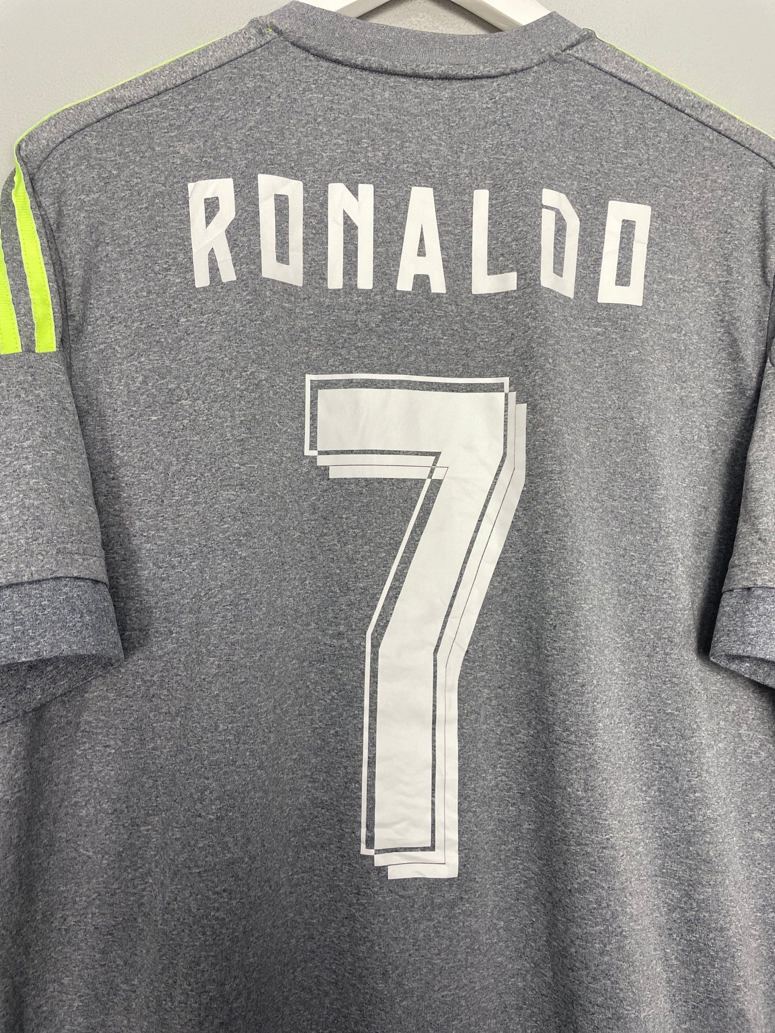 Shop 2015/16 REAL MADRID RONALDO #7 AWAY SHIRT (XL) ADIDAS, classic football shirts, vintage football shirts & retro soccer jerseys at Cult Kits