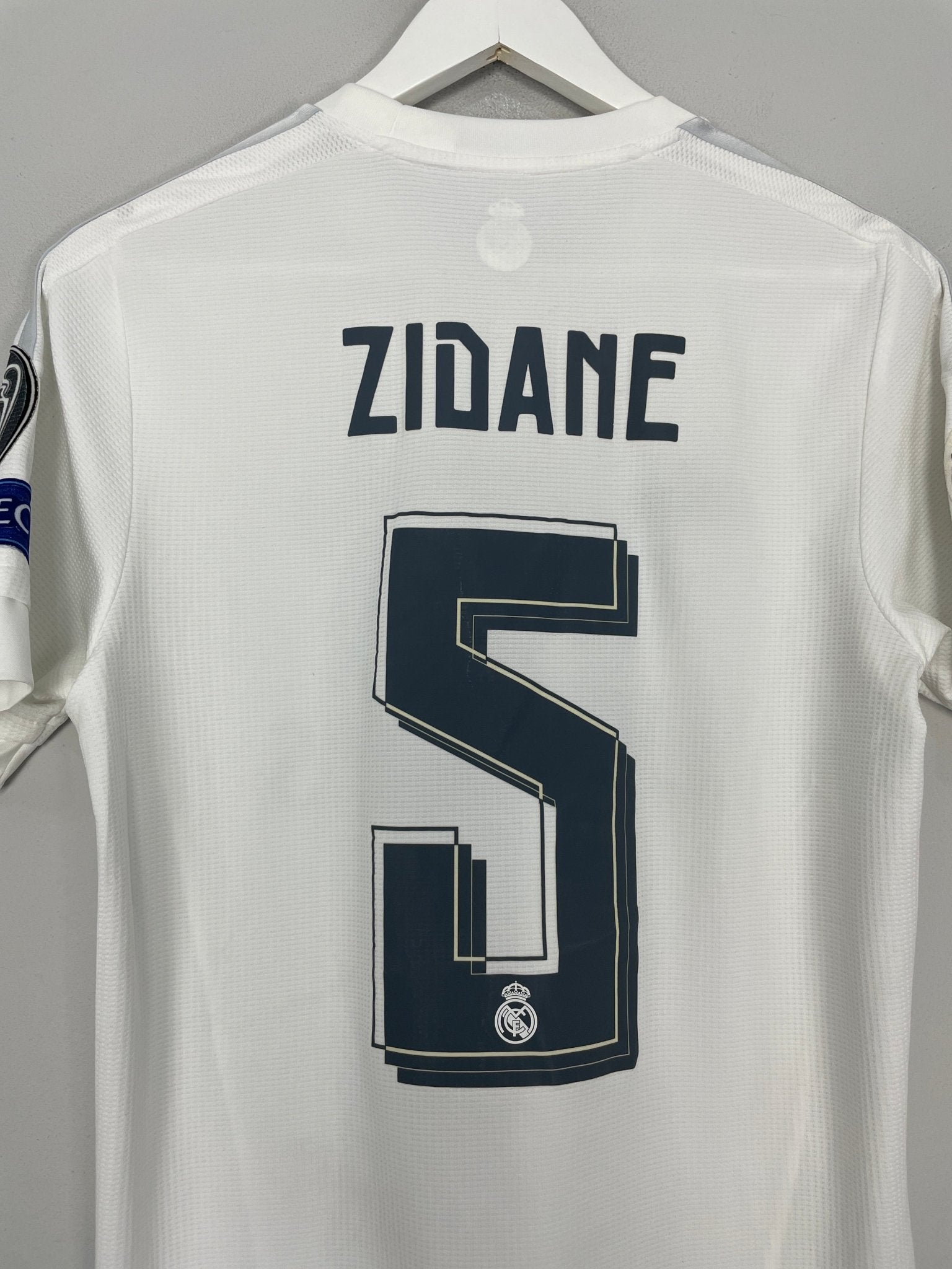 Shop 2015/16 REAL MADRID ZIDANE #5 C/L HOME SHIRT (S) ADIDAS, classic football shirts, vintage football shirts & retro soccer jerseys at Cult Kits