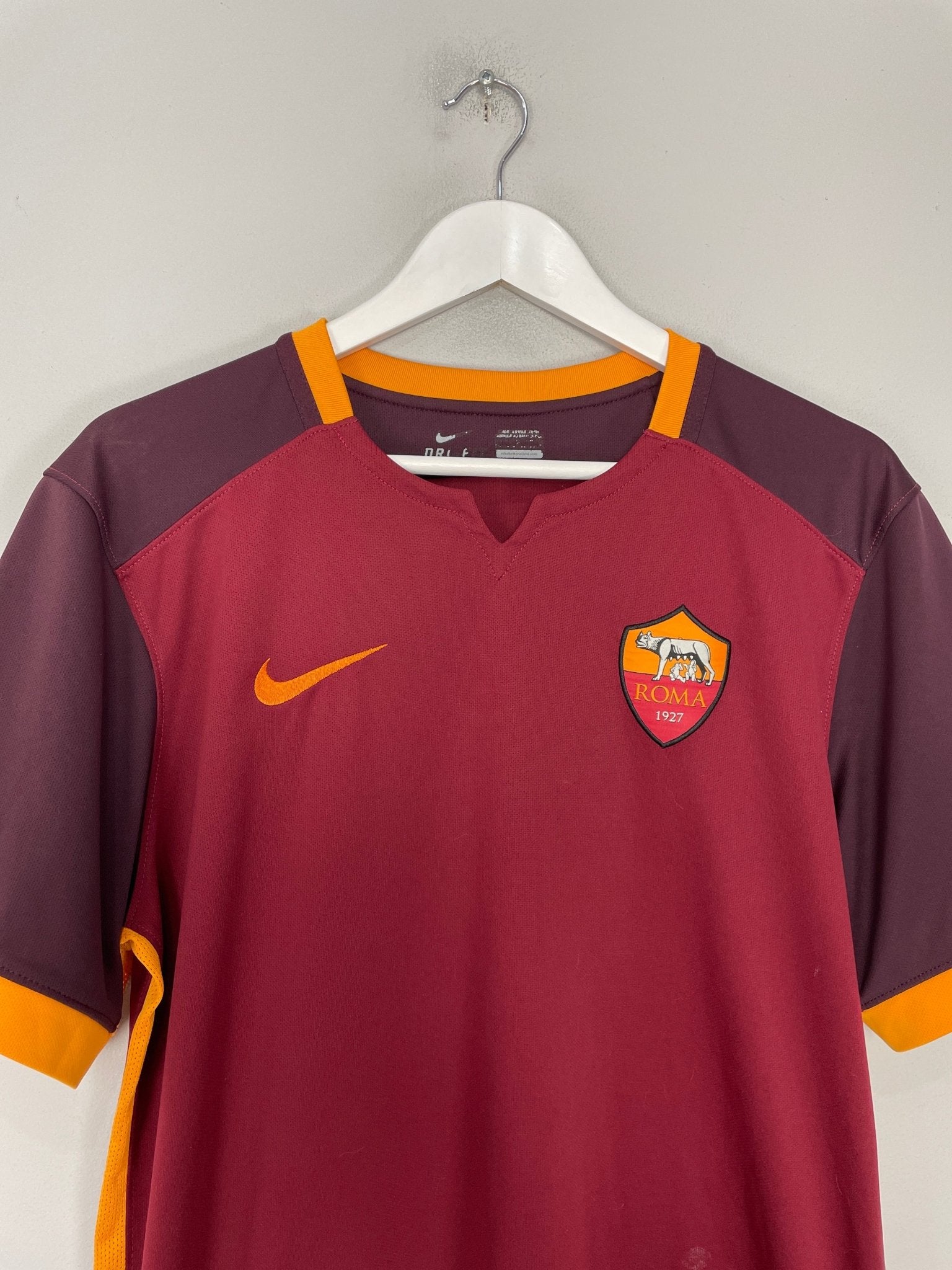 Shop 2015/16 ROMA TOTTI #10 HOME SHIRT (L) NIKE, classic football shirts, vintage football shirts & retro soccer jerseys at Cult Kits