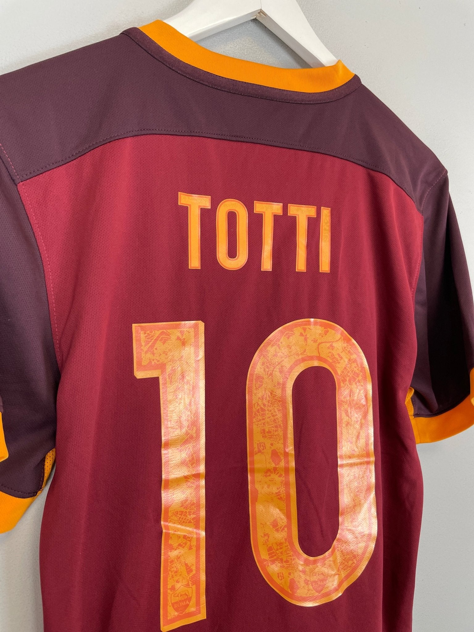 Shop 2015/16 ROMA TOTTI #10 HOME SHIRT (S) NIKE, classic football shirts, vintage football shirts & retro soccer jerseys at Cult Kits
