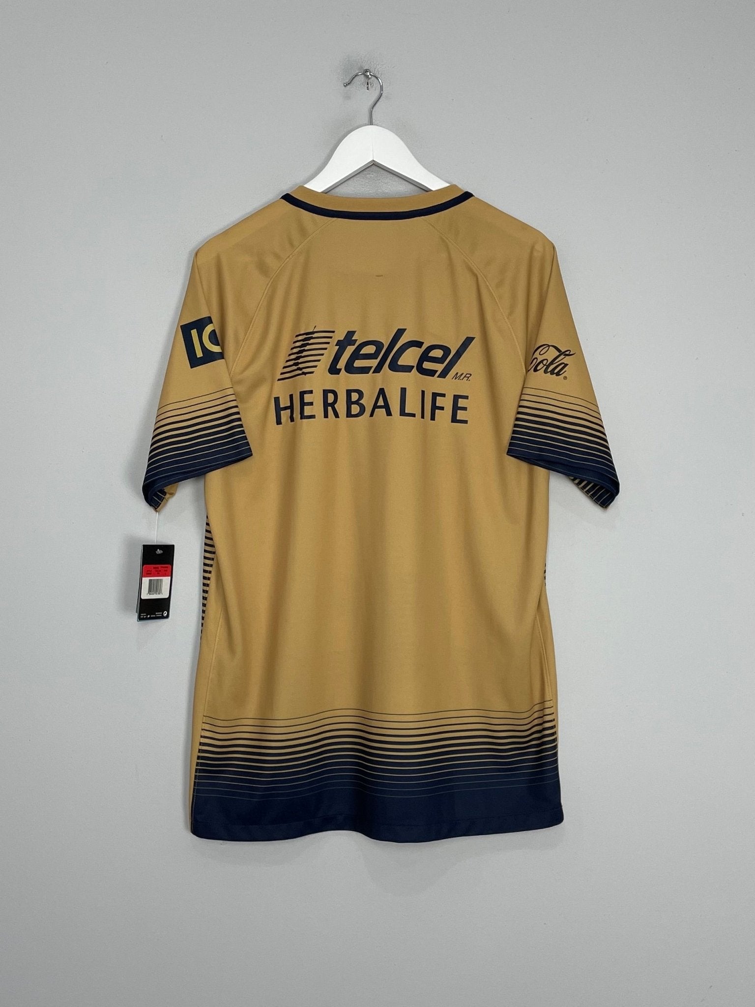 Shop 2015/16 UNAM PUMAS *BNWT* HOME SHIRT (L) NIKE, classic football shirts, vintage football shirts & retro soccer jerseys at Cult Kits