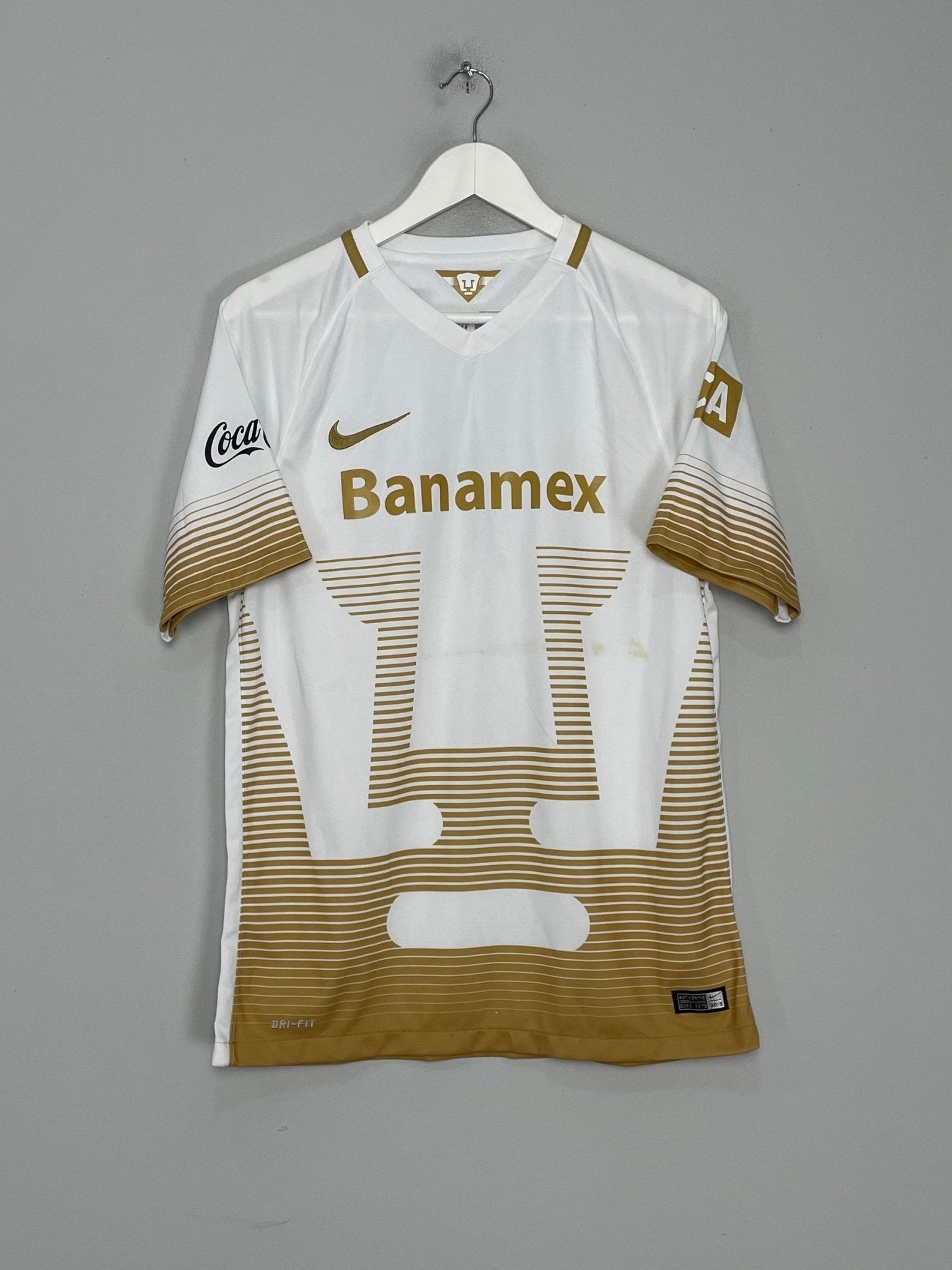 Shop 2015/16 UNAM PUMAS HACHITA #10 HOME SHIRT (M) NIKE, classic football shirts, vintage football shirts & retro soccer jerseys at Cult Kits