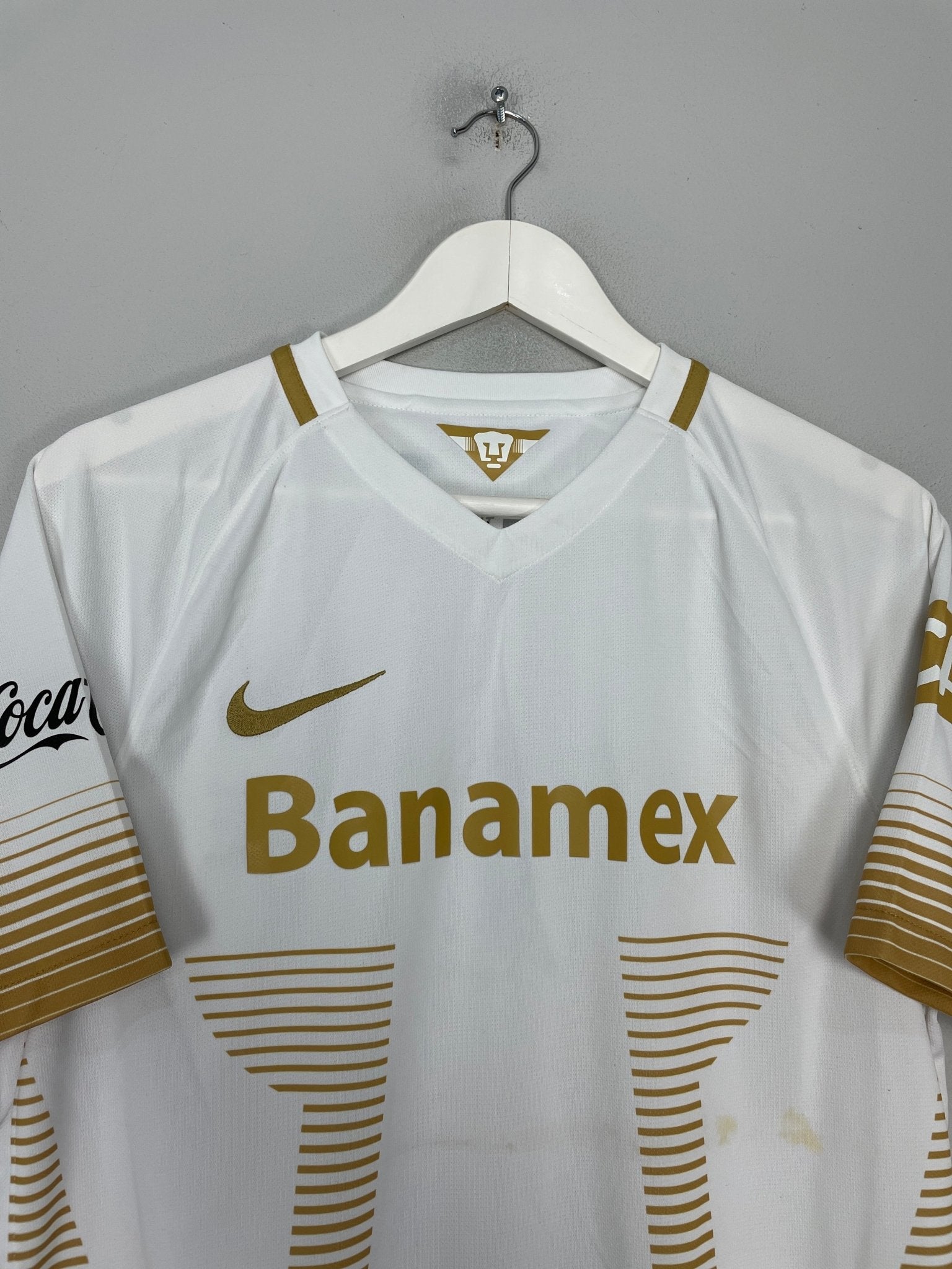 Shop 2015/16 UNAM PUMAS HACHITA #10 HOME SHIRT (M) NIKE, classic football shirts, vintage football shirts & retro soccer jerseys at Cult Kits