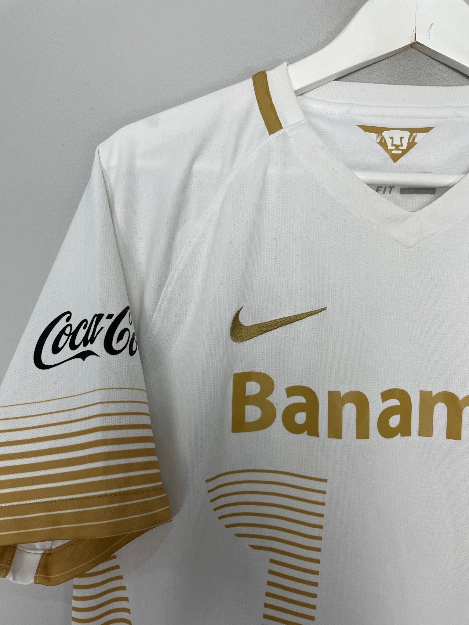 Shop 2015/16 UNAM PUMAS HOME SHIRT (L) NIKE, classic football shirts, vintage football shirts & retro soccer jerseys at Cult Kits