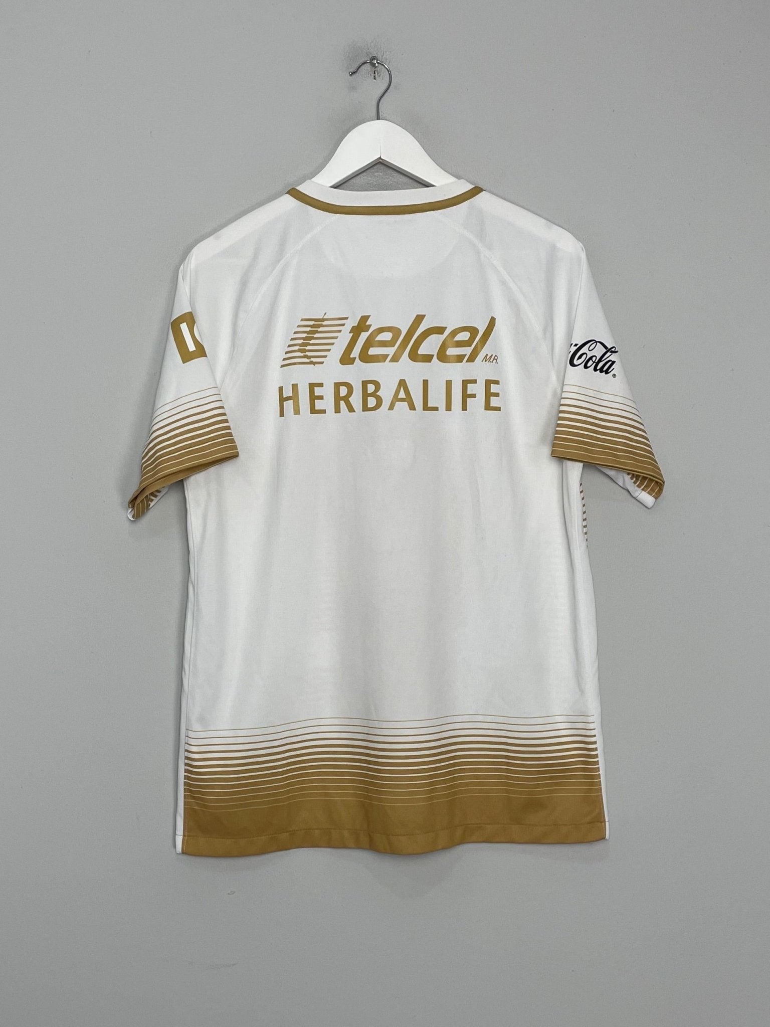 Shop 2015/16 UNAM PUMAS HOME SHIRT (L) NIKE, classic football shirts, vintage football shirts & retro soccer jerseys at Cult Kits