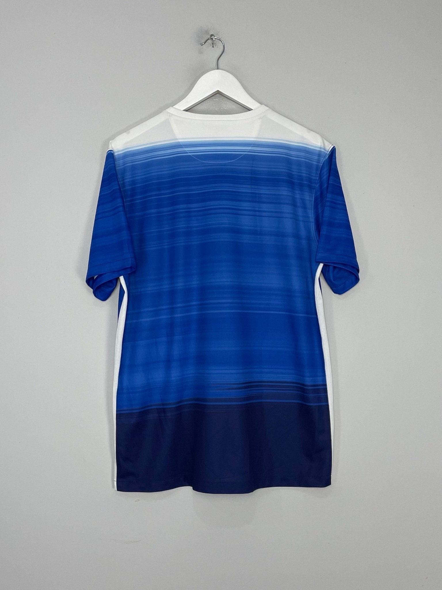 Shop 2015/16 USA AWAY SHIRT (L) NIKE, classic football shirts, vintage football shirts & retro soccer jerseys at Cult Kits