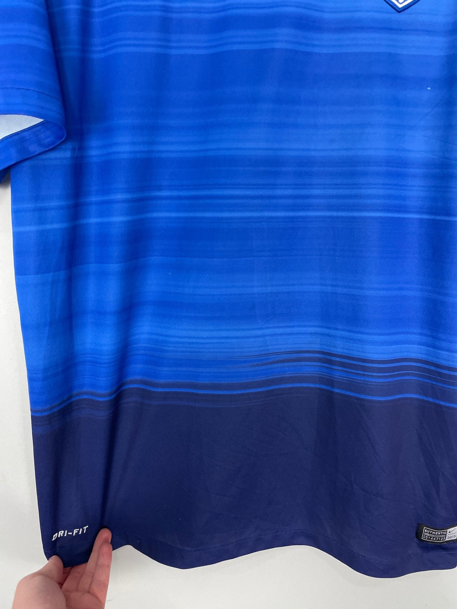 Shop 2015/16 USA AWAY SHIRT (XL) NIKE, classic football shirts, vintage football shirts & retro soccer jerseys at Cult Kits