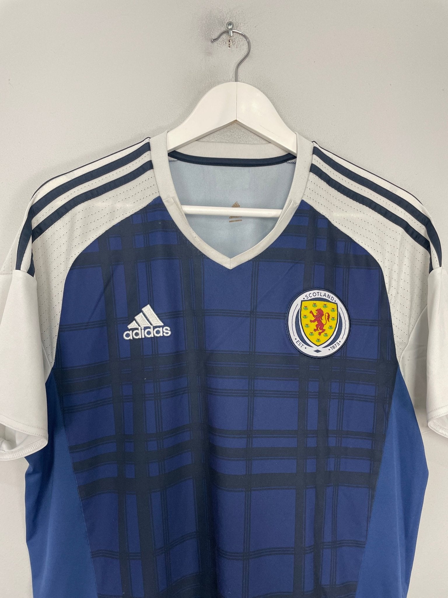 Shop 2015/17 SCOTLAND HOME SHIRT (L) ADIDAS, classic football shirts, vintage football shirts & retro soccer jerseys at Cult Kits