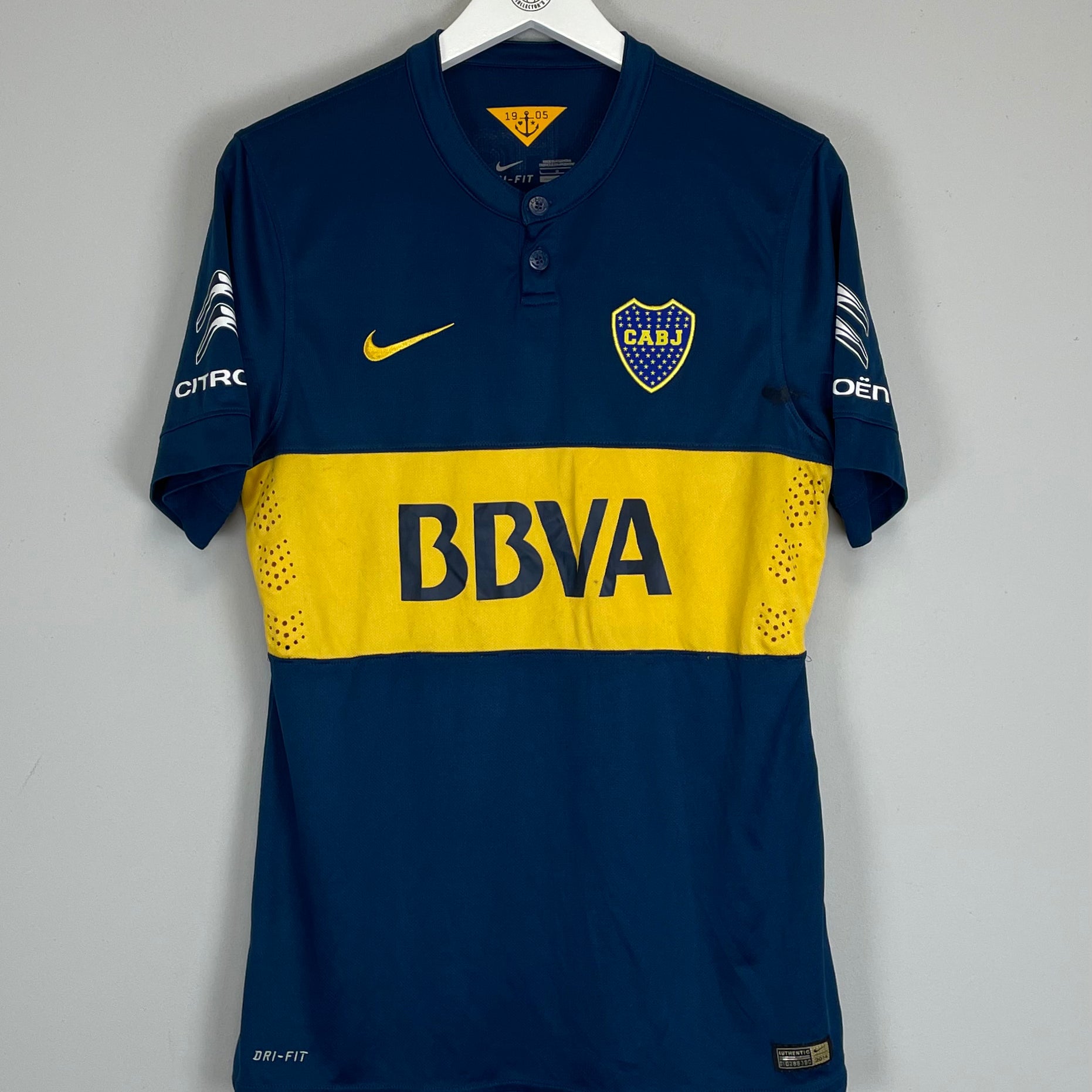 Shop 2015/16 BOCA JUNIORS AUTHENTIC HOME SHIRT (L) NIKE, classic football shirts, vintage football shirts & retro soccer jerseys at Cult Kits