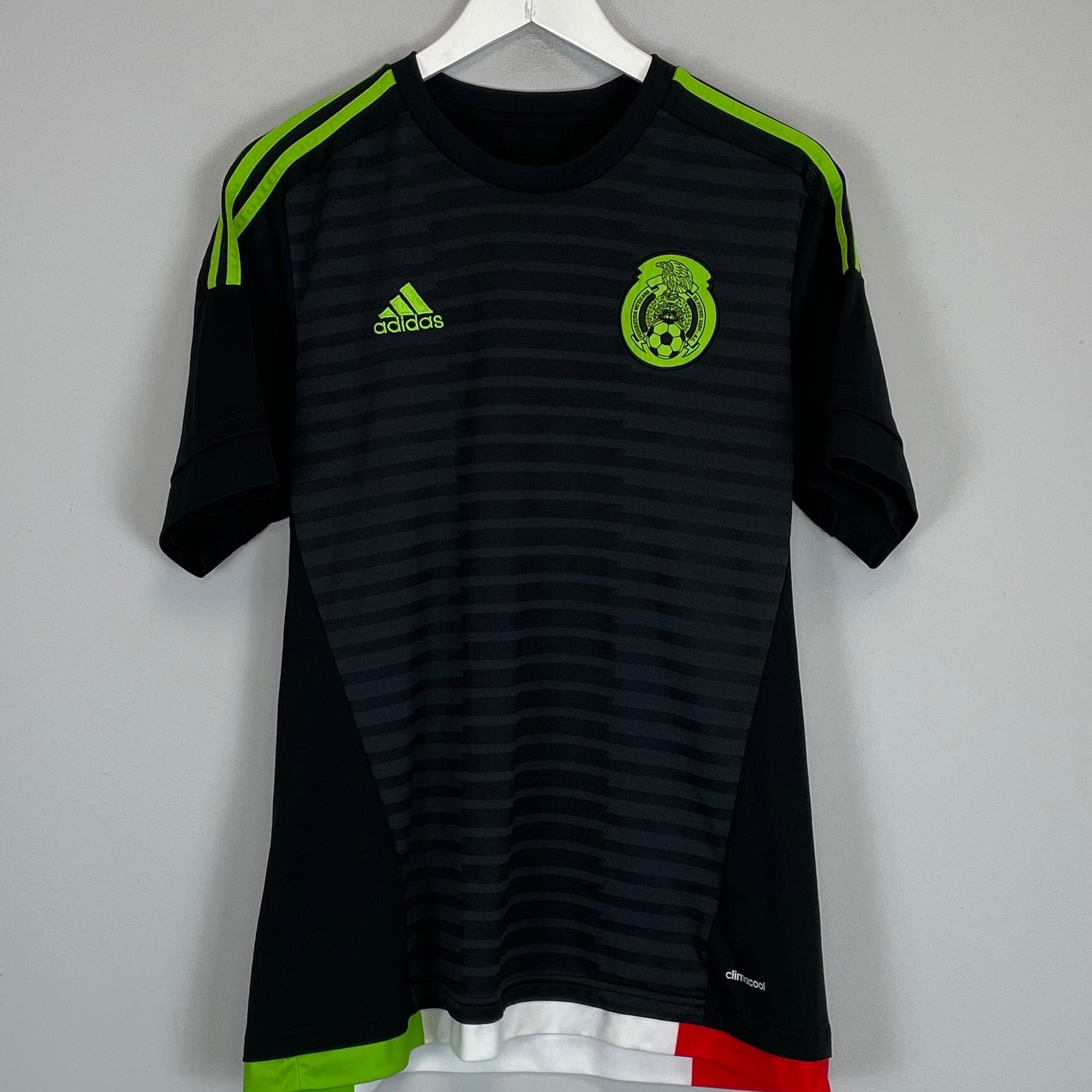 Shop 2015/16 MEXICO HOME SHIRT (L) ADIDAS, classic football shirts, vintage football shirts & retro soccer jerseys at Cult Kits