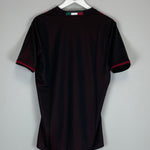 2016/17 AC MILAN *BNWT* HOME SHIRT (M) ADIDAS - Cult Kits - Medium - Buy Vintage Football Shirts, Authentic Retro Football Shirts For Sale, Classic Football Shirts & Soccer Jersey