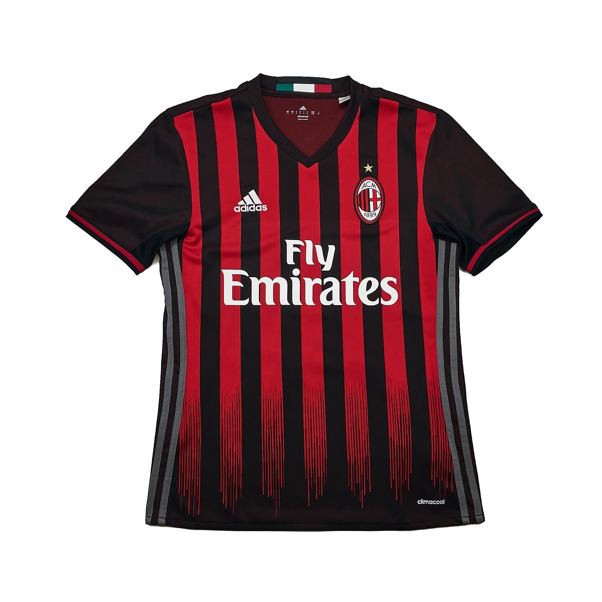 Buy 2016/17 AC Milan Montolivo 18 Home Shirt (S) Adidas ~ Free worldwide shipping ~ Authentic Vintage Football Shirts from Cult Kits