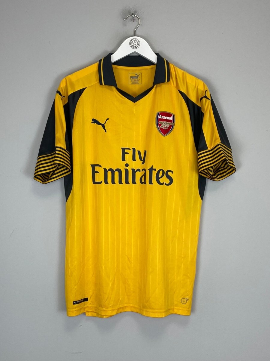 2016/17 ARSENAL OZIL 11 AWAY SHIRT (L) PUMA - Cult Kits - Large - Buy Vintage Football Shirts, Authentic Retro Football Shirts For Sale, Classic Football Shirts & Soccer Jersey