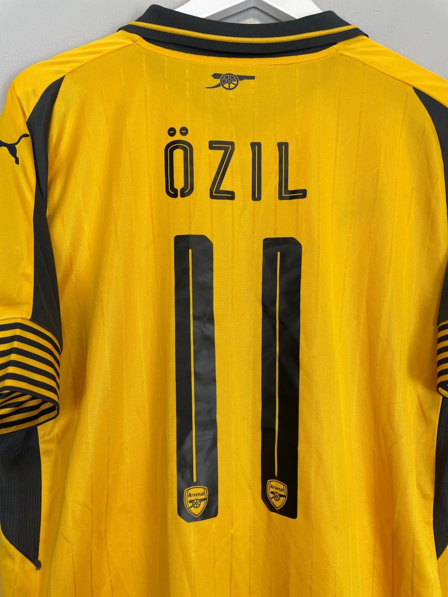2016/17 ARSENAL OZIL 11 AWAY SHIRT (L) PUMA - Cult Kits - Large - Buy Vintage Football Shirts, Authentic Retro Football Shirts For Sale, Classic Football Shirts & Soccer Jersey