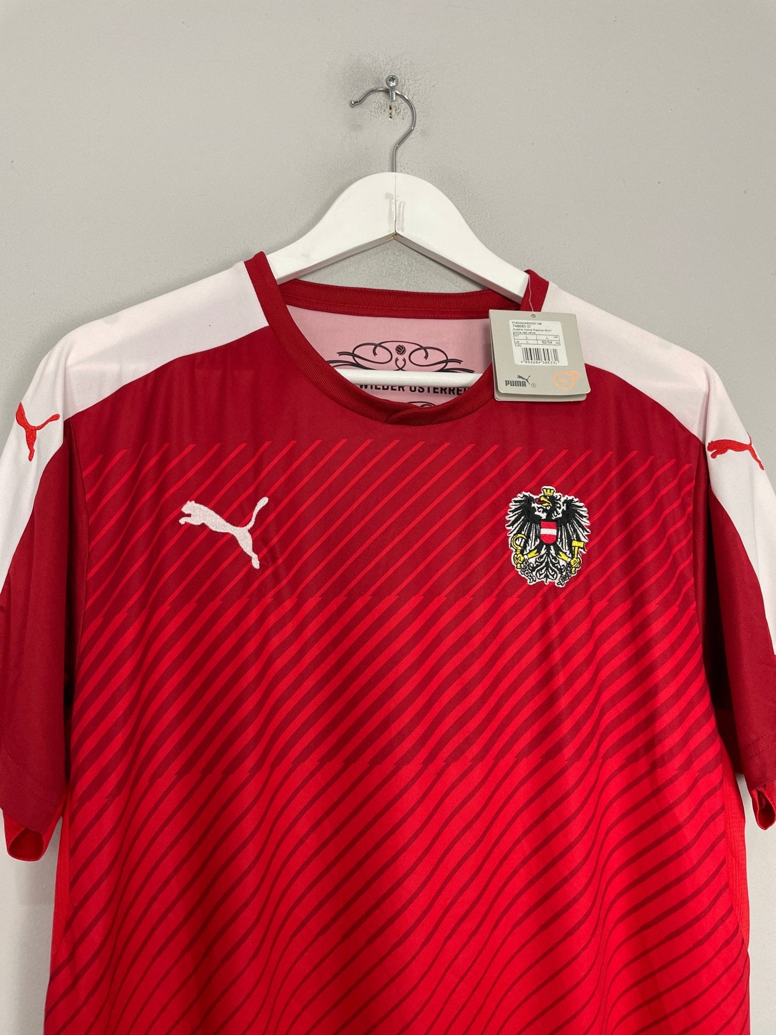 Shop 2016/17 AUSTRIA *BNWT* HOME SHIRT (L) PUMA, classic football shirts, vintage football shirts & retro soccer jerseys at Cult Kits