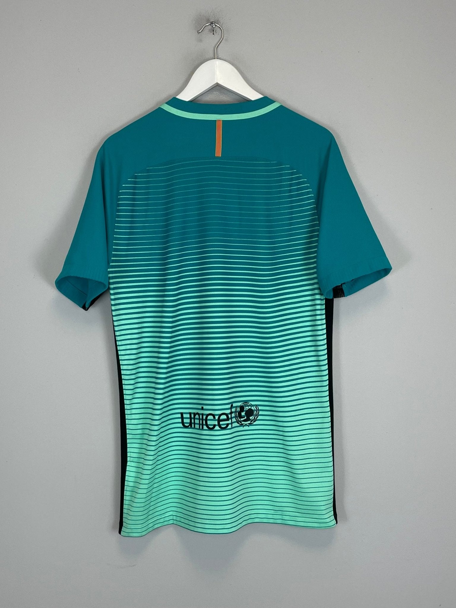 Shop 2016/17 BARCELONA *AUTHENTIC* AWAY SHIRT (L) NIKE, classic football shirts, vintage football shirts & retro soccer jerseys at Cult Kits