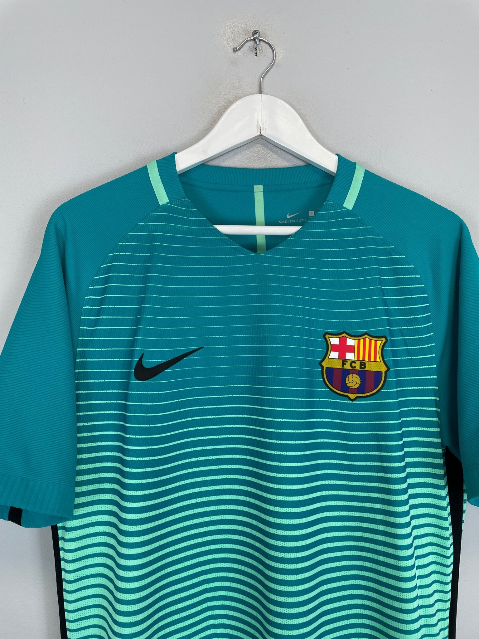 Shop 2016/17 BARCELONA *AUTHENTIC* AWAY SHIRT (L) NIKE, classic football shirts, vintage football shirts & retro soccer jerseys at Cult Kits