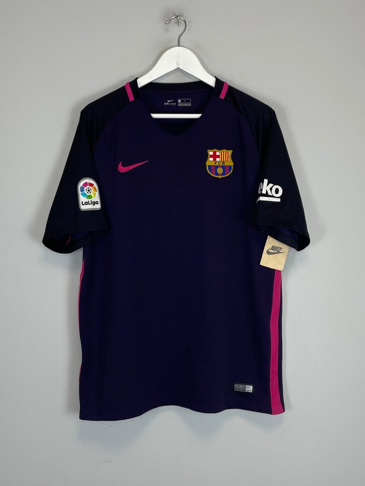 Shop 2016/17 BARCELONA MESSI #10 *BNWT* AWAY SHIRT (L) NIKE, classic football shirts, vintage football shirts & retro soccer jerseys at Cult Kits