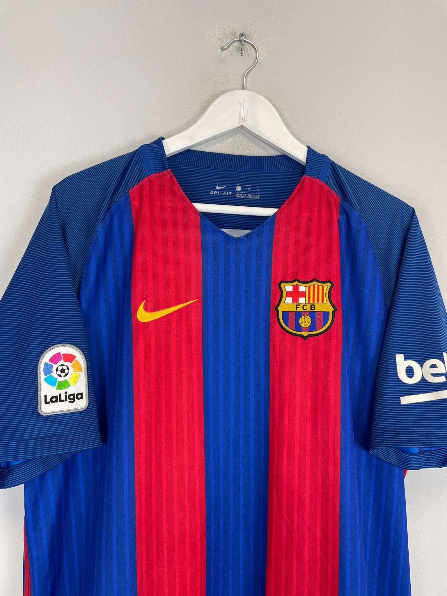 Shop 2016/17 BARCELONA MESSI #10 HOME SHIRT (XL) NIKE, classic football shirts, vintage football shirts & retro soccer jerseys at Cult Kits