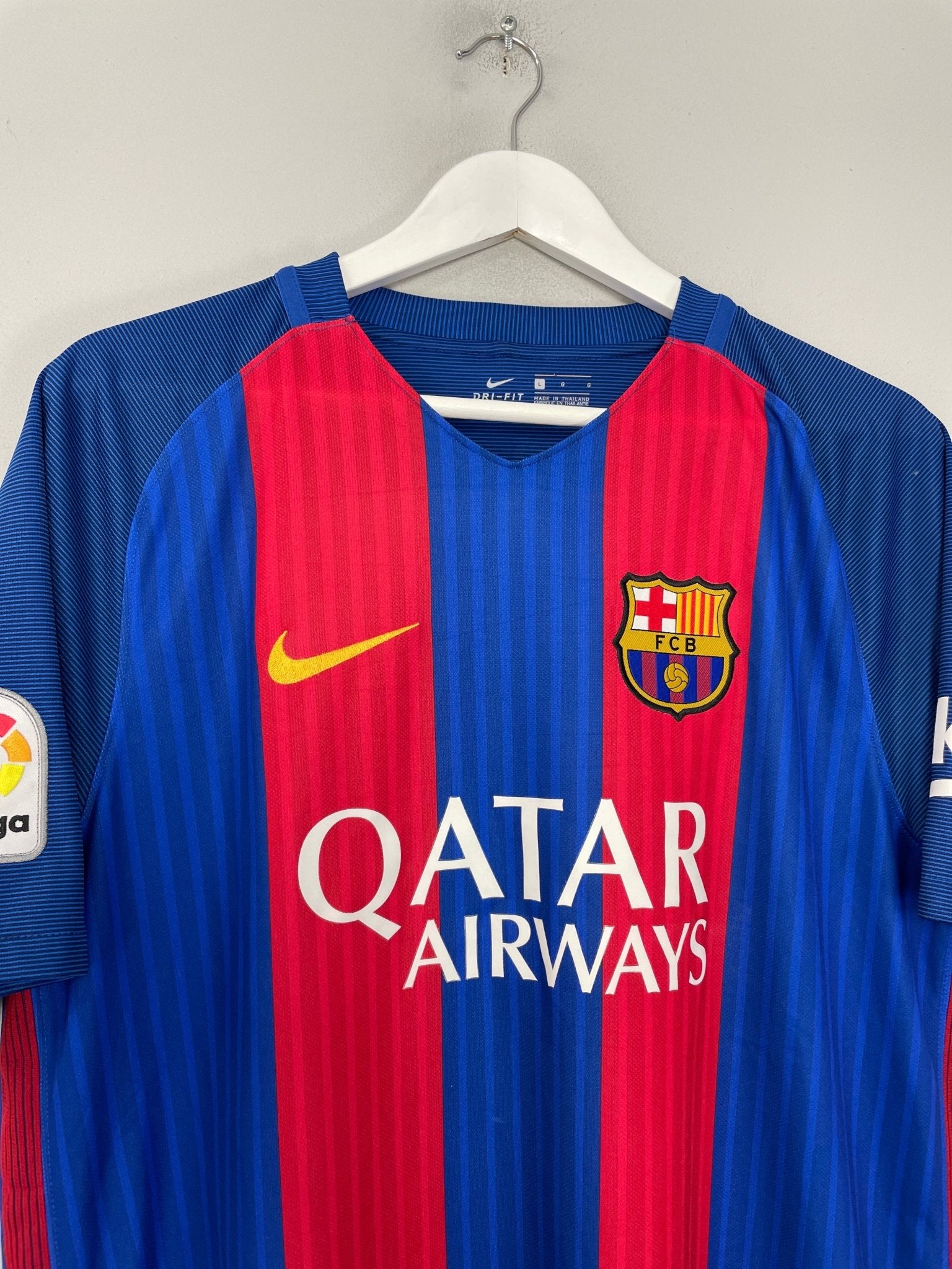 2016/17 BARCELONA NEYMAR JR #11 HOME SHIRT (L) NIKE – Cult Kits