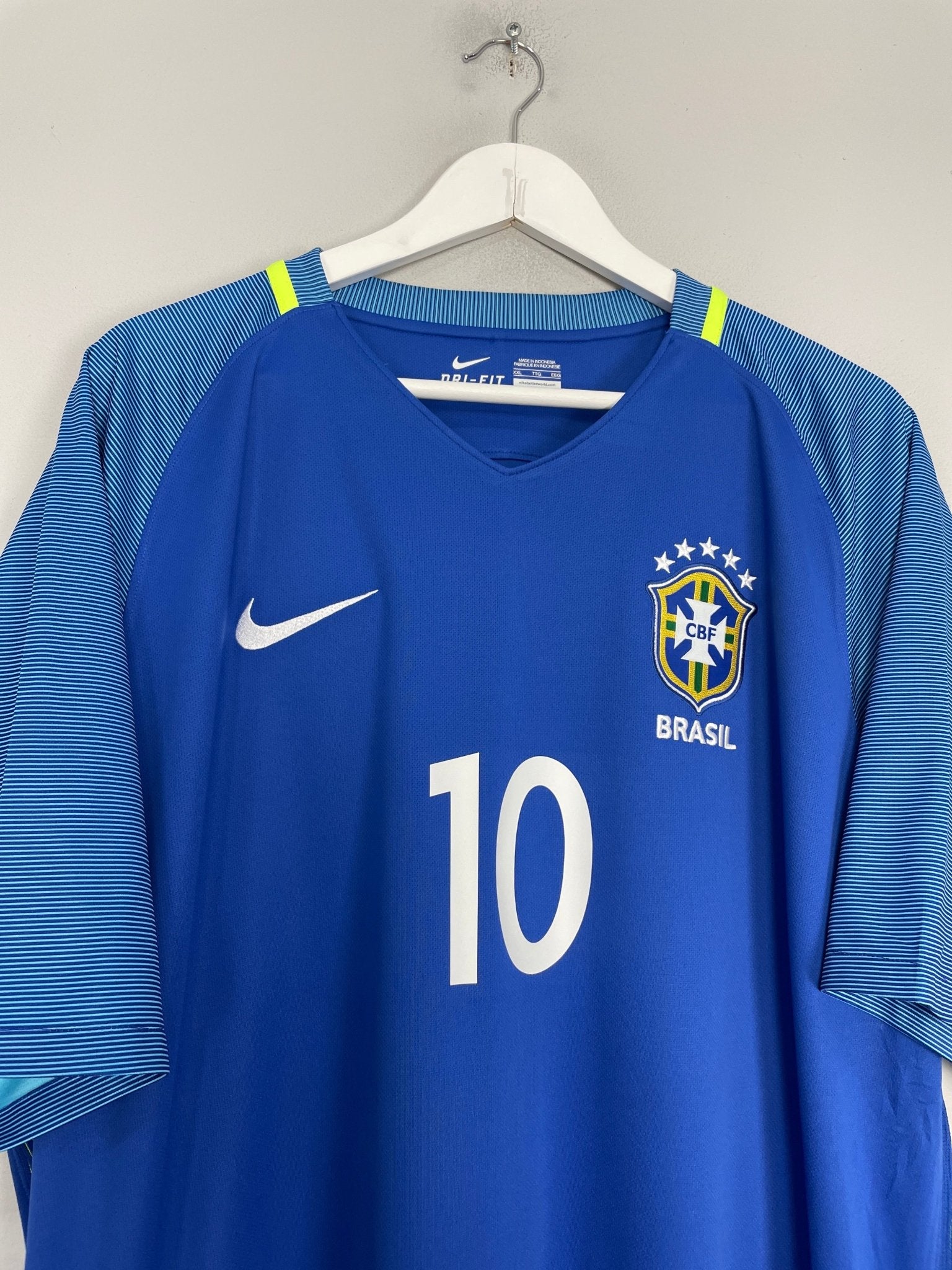 Shop 2016/17 BRAZIL NEYMAR JR #10 *BNWT* AWAY SHIRT (XXL) NIKE, classic football shirts, vintage football shirts & retro soccer jerseys at Cult Kits