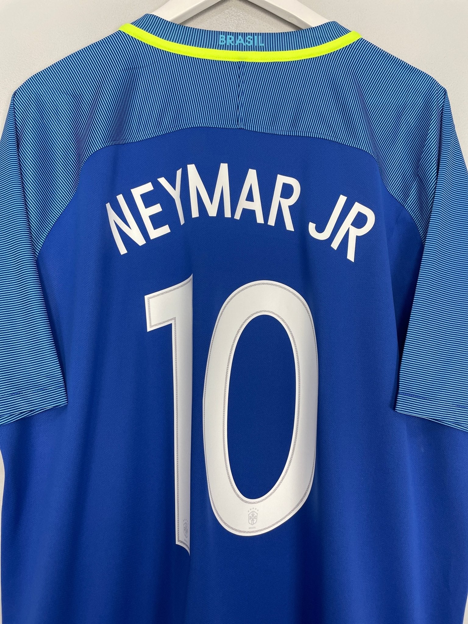 Shop 2016/17 BRAZIL NEYMAR JR #10 *BNWT* AWAY SHIRT (XXL) NIKE, classic football shirts, vintage football shirts & retro soccer jerseys at Cult Kits