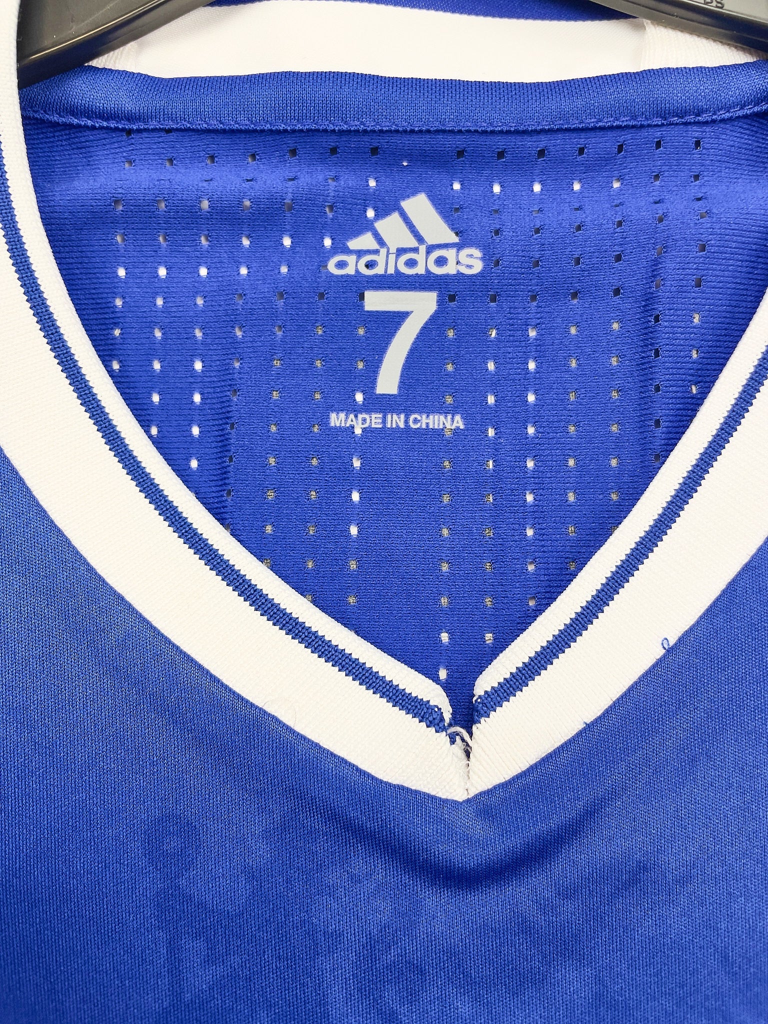 Buy 2016/17 CHELSEA DAVID LUIZ 30 *MATCH WORN vs MANCHESTER UNITED* HOME SHIRT (M) ADIDAS ~ Free worldwide shipping available ~ Authentic Vintage Football Shirts from Cult Kits