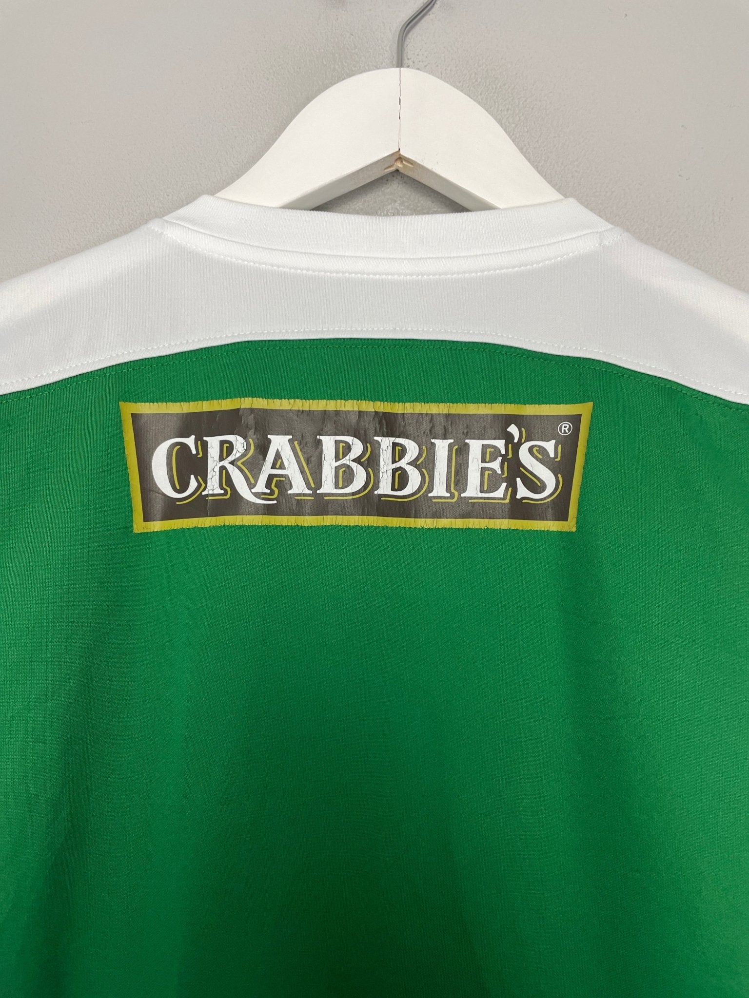 Shop 2016/17 HIBERNIAN HOME SHIRT (S) NIKE, classic football shirts, vintage football shirts & retro soccer jerseys at Cult Kits