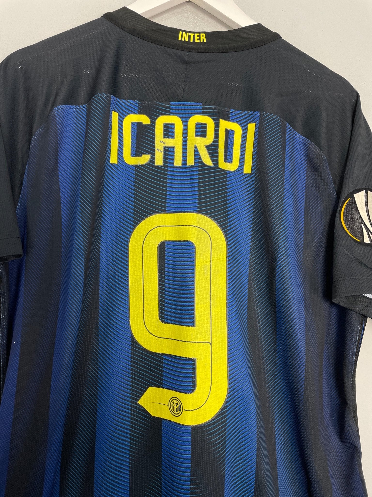 Shop 2016/17 INTER MILAN ICARDI #9 *PLAYER ISSUE* HOME SHIRT (XL) NIKE, classic football shirts, vintage football shirts & retro soccer jerseys at Cult Kits