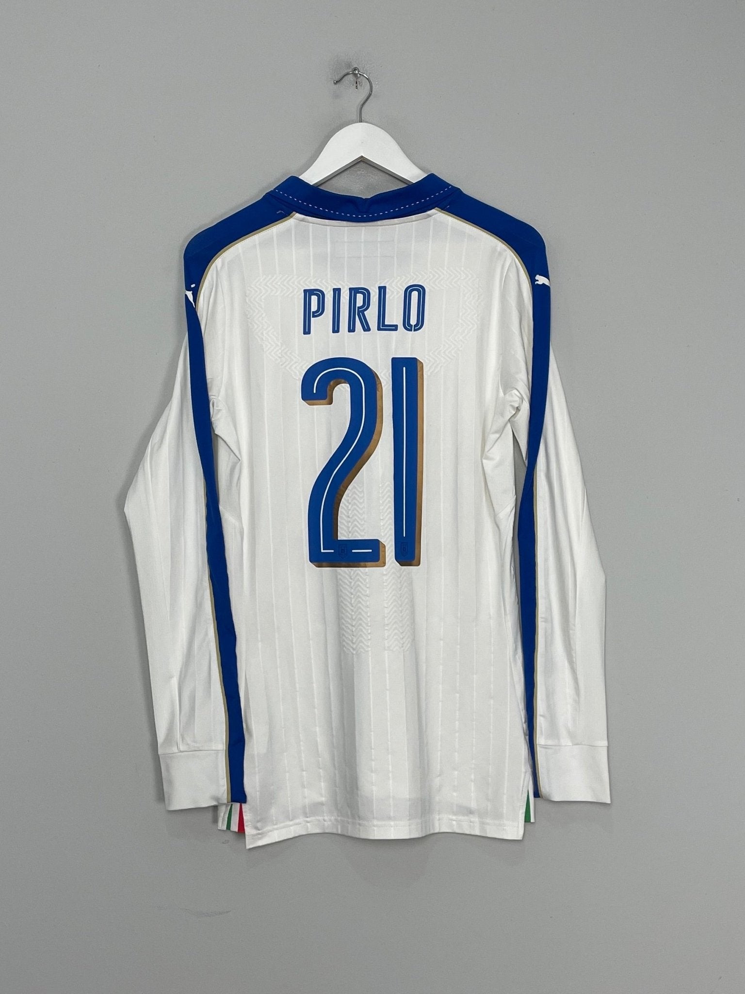 Shop 2016/17 ITALY PIRLO #21 L/S *PLAYER ISSUE* AWAY SHIRT (L) PUMA, classic football shirts, vintage football shirts & retro soccer jerseys at Cult Kits