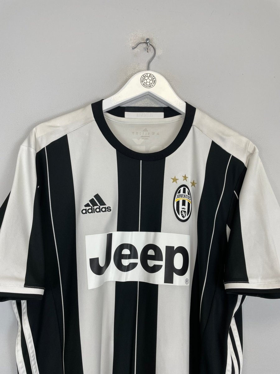 2016/17 JUVENTUS MANDZUKIC 17 HOME SHIRT (L) ADIDAS - Cult Kits - Large - Buy Vintage Football Shirts, Authentic Retro Football Shirts For Sale, Classic Football Shirts & Soccer Jersey