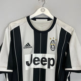 2016/17 JUVENTUS MANDZUKIC 17 HOME SHIRT (L) ADIDAS - Cult Kits - Large - Buy Vintage Football Shirts, Authentic Retro Football Shirts For Sale, Classic Football Shirts & Soccer Jersey