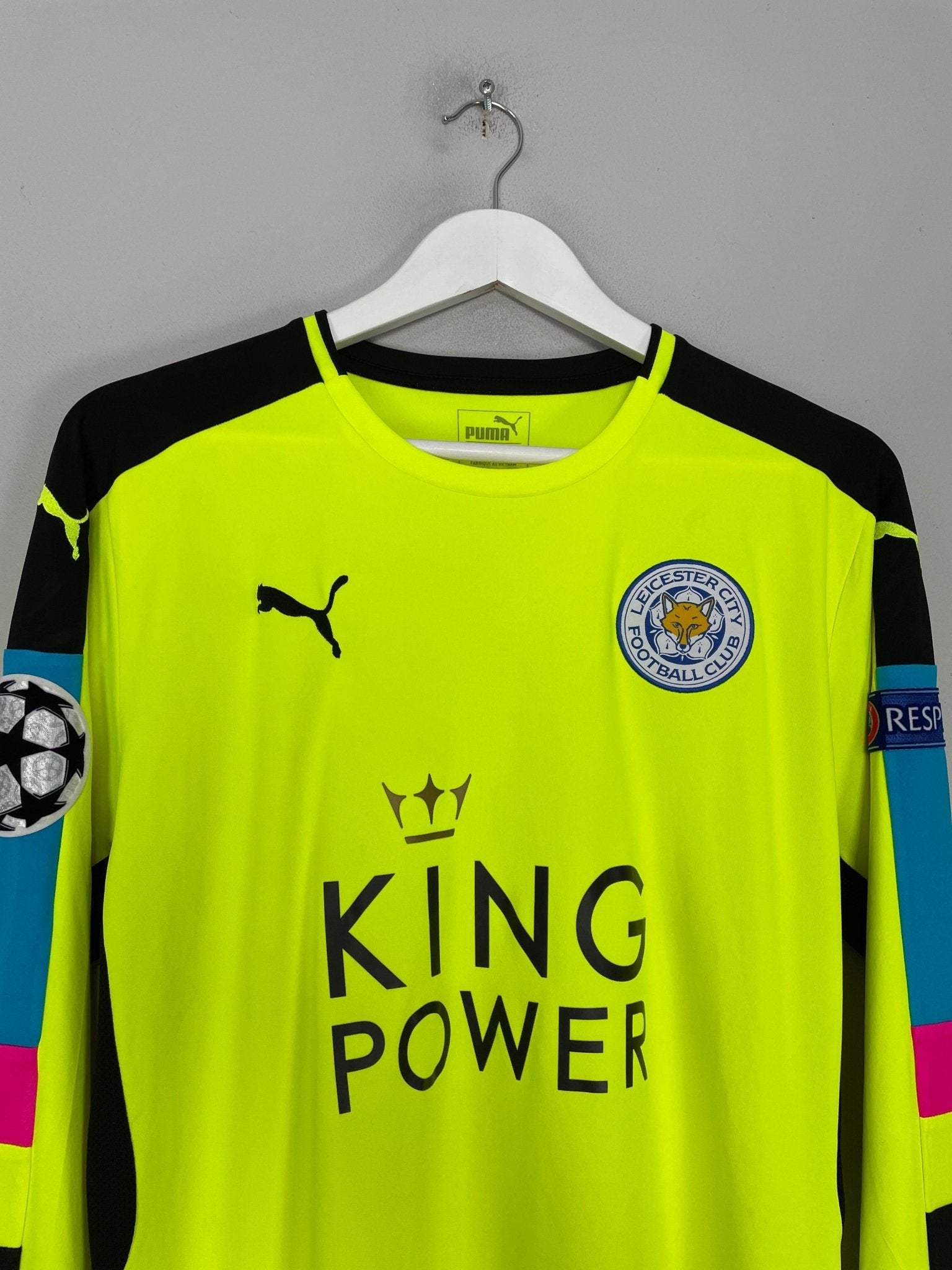 Shop 2016/17 LEICESTER CITY SCHMEICHEL #1 C/L GK SHIRT (L) PUMA, classic football shirts, vintage football shirts & retro soccer jerseys at Cult Kits