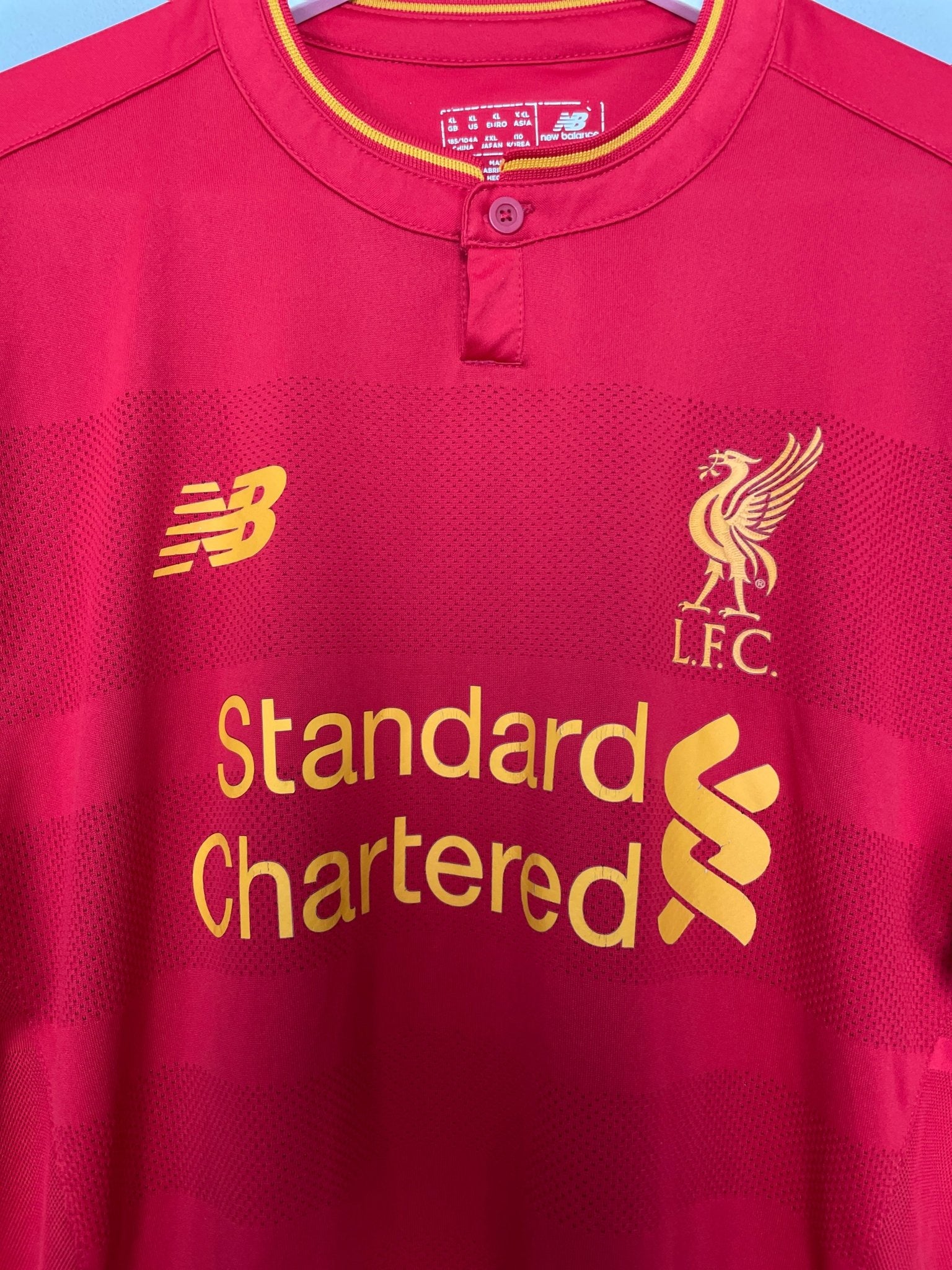 Shop 2016/17 LIVERPOOL COUTINHO #10 HOME SHIRT (XL) NEW BALANCE, classic football shirts, vintage football shirts & retro soccer jerseys at Cult Kits