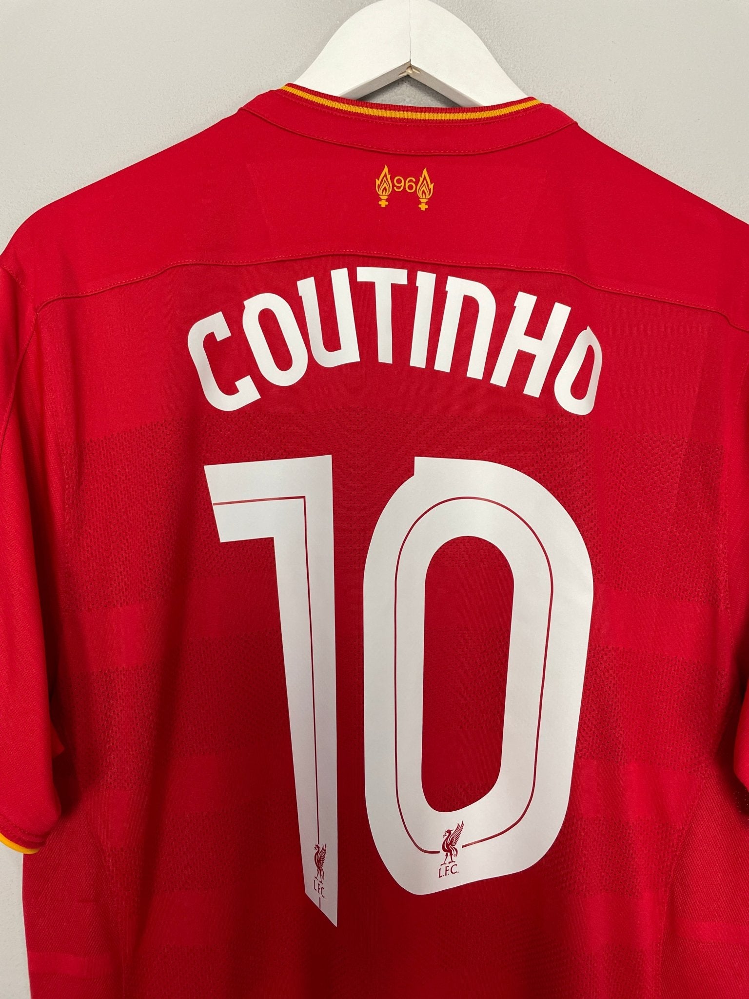 Shop 2016/17 LIVERPOOL COUTINHO #10 HOME SHIRT (XL) NEW BALANCE, classic football shirts, vintage football shirts & retro soccer jerseys at Cult Kits