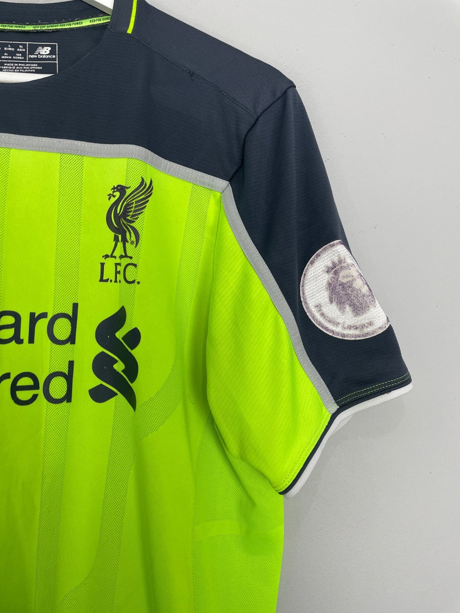 Shop 2016/17 LIVERPOOL MANE #19 THIRD SHIRT (L) NEW BALANCE, classic football shirts, vintage football shirts & retro soccer jerseys at Cult Kits