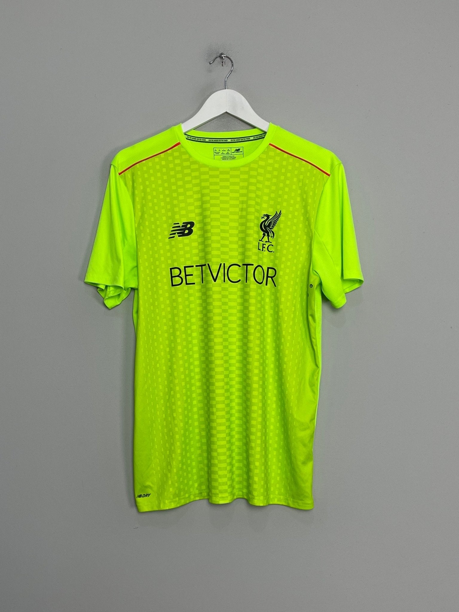 Shop 2016/17 LIVERPOOL TRAINING SHIRT (L) NEW BALANCE, classic football shirts, vintage football shirts & retro soccer jerseys at Cult Kits