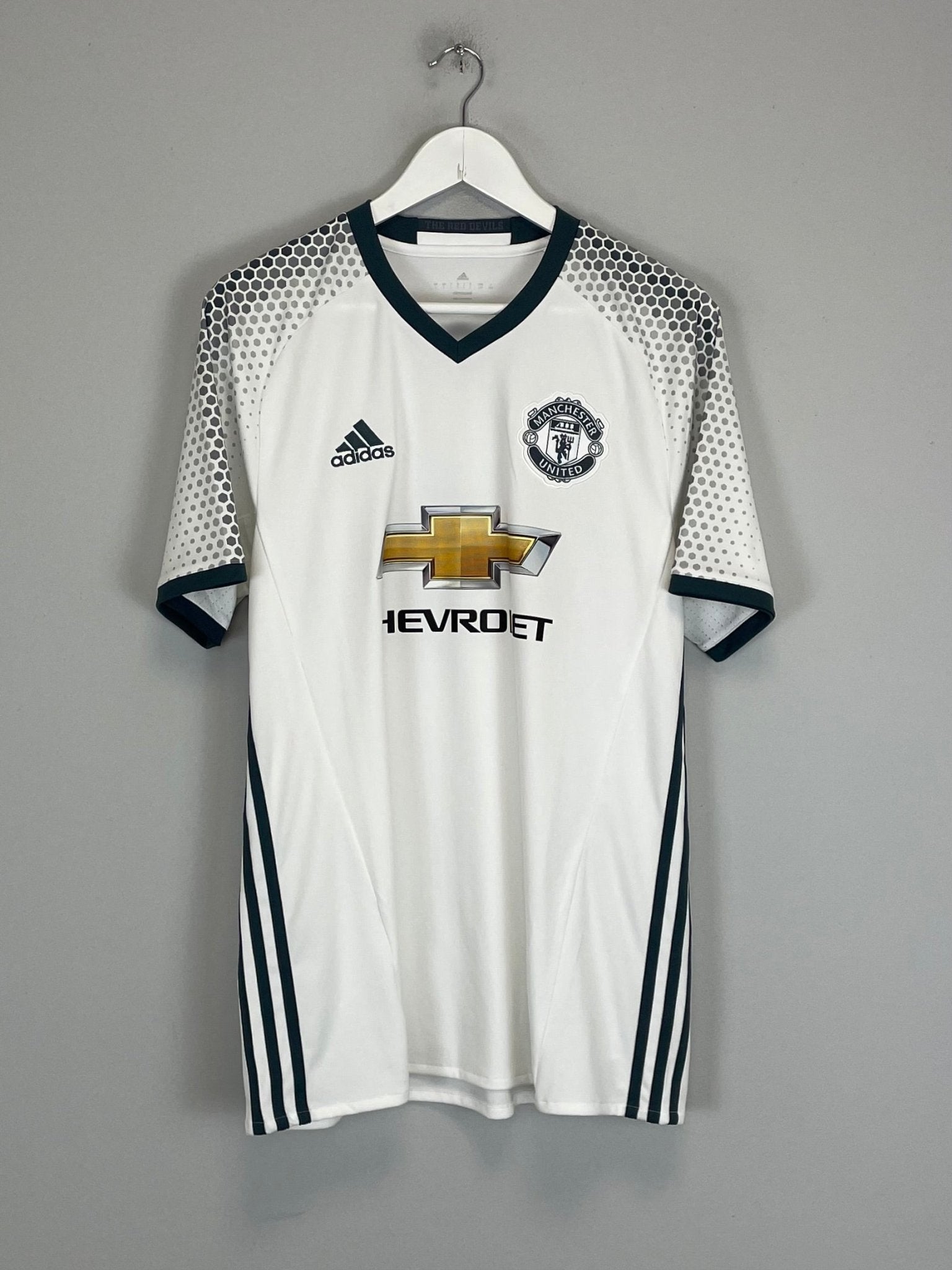 Shop 2016/17 MANCHESTER UNITED AWAY SHIRT (L) ADIDAS, classic football shirts, vintage football shirts & retro soccer jerseys at Cult Kits