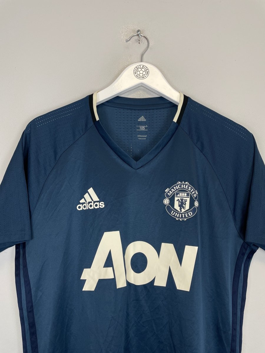 2016/17 MANCHESTER UNITED TRAINING SHIRT (M) ADIDAS - Cult Kits - Medium - Buy Vintage Football Shirts, Authentic Retro Football Shirts For Sale, Classic Football Shirts & Soccer Jersey