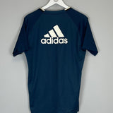 2016/17 MANCHESTER UNITED TRAINING SHIRT (M) ADIDAS - Cult Kits - Medium - Buy Vintage Football Shirts, Authentic Retro Football Shirts For Sale, Classic Football Shirts & Soccer Jersey