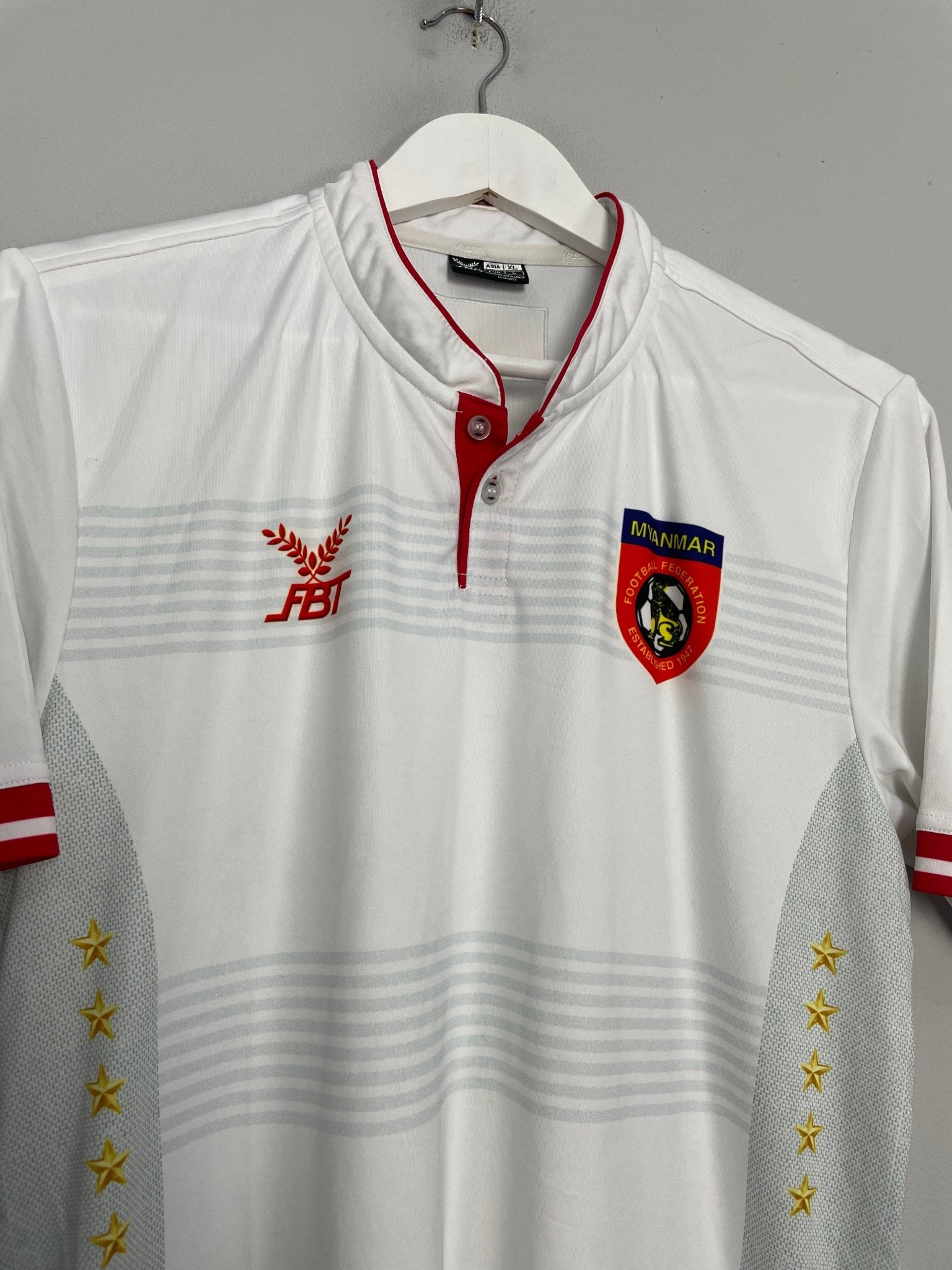 Shop 2016/17 MYANMAR AWAY SHIRT (L) FBT, classic football shirts, vintage football shirts & retro soccer jerseys at Cult Kits